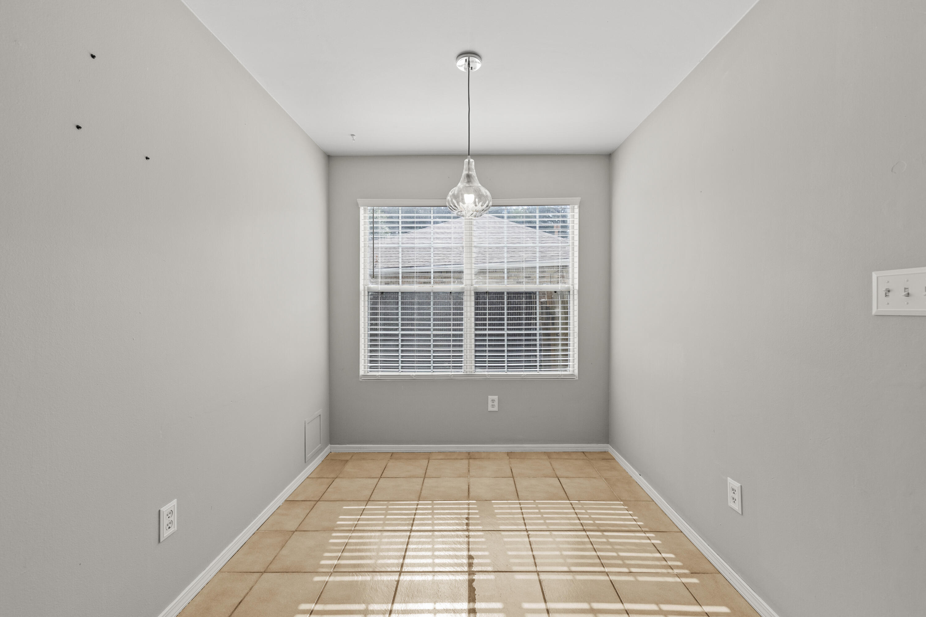 CARDINAL ESTATES - Residential Lease