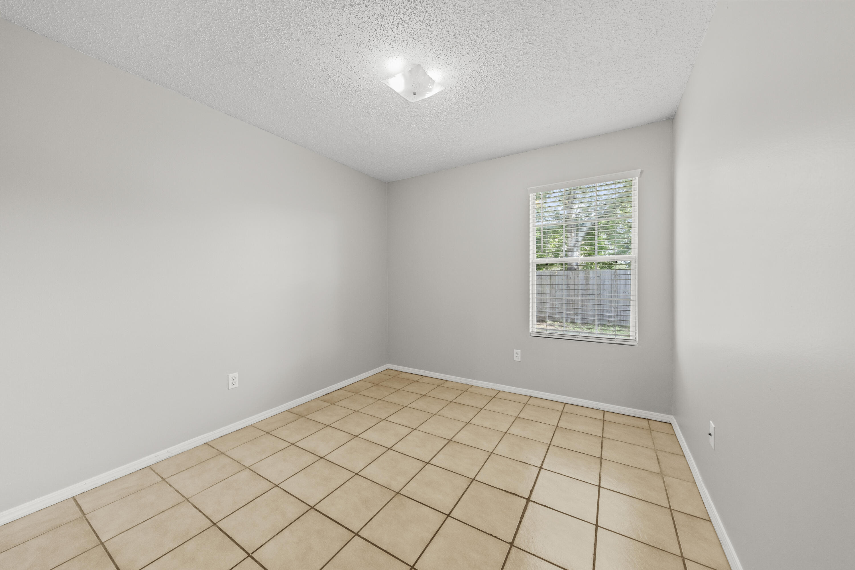 CARDINAL ESTATES - Residential Lease