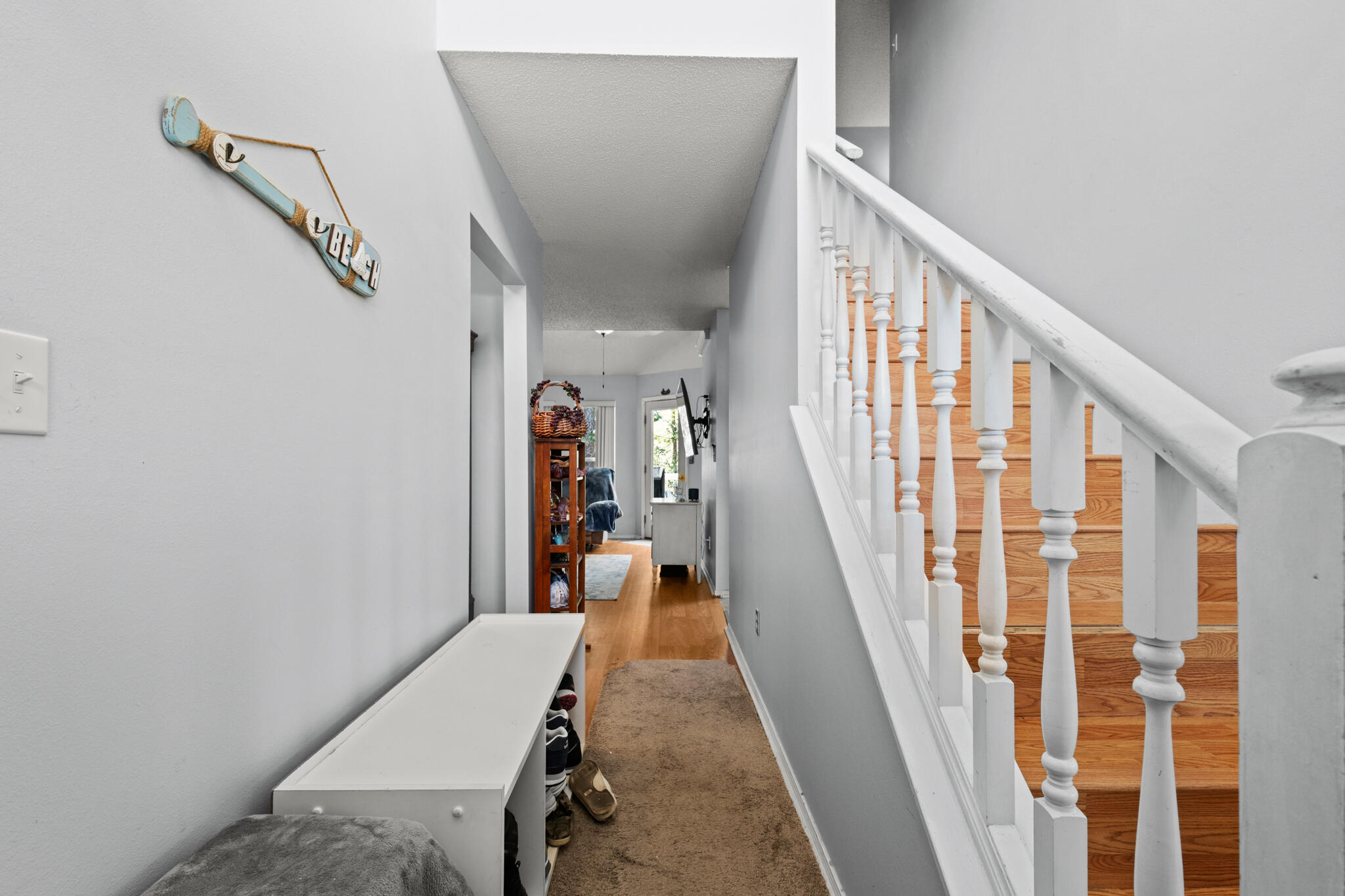 COLLEGE OAKS - Residential