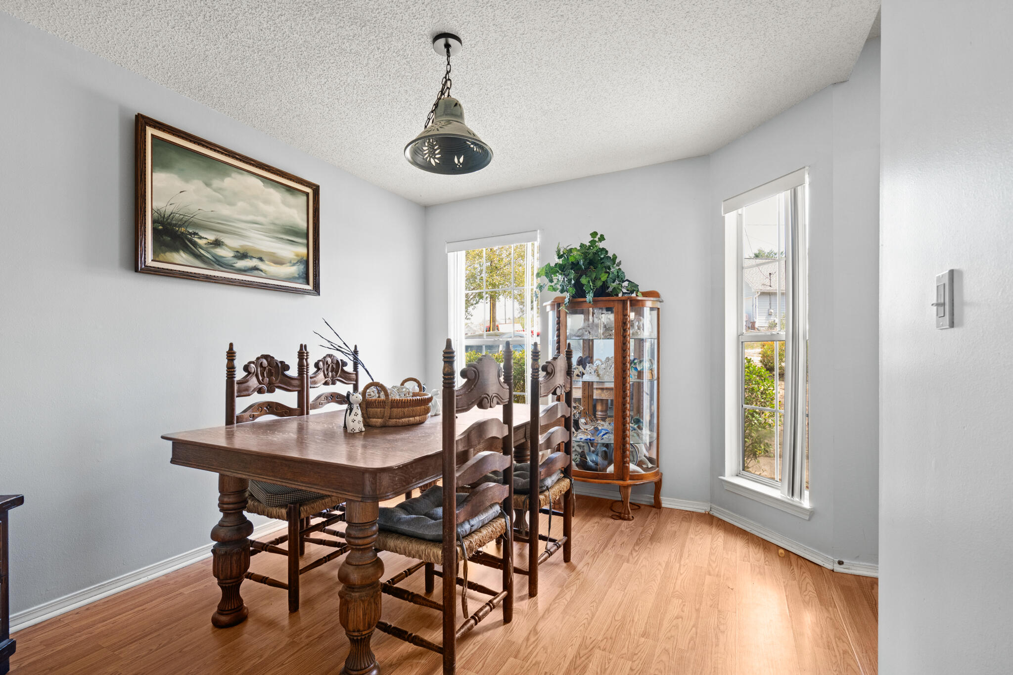 COLLEGE OAKS - Residential