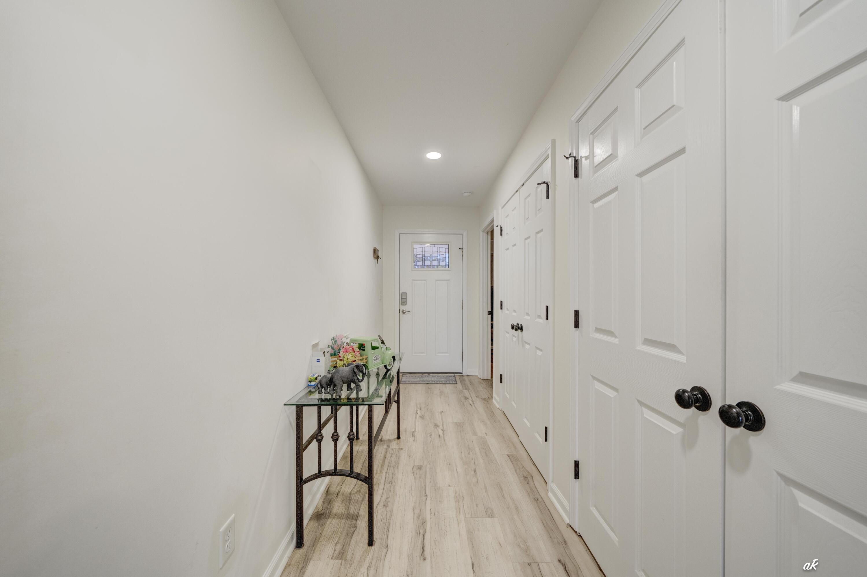 NORTH LAGOON OAKS - Residential