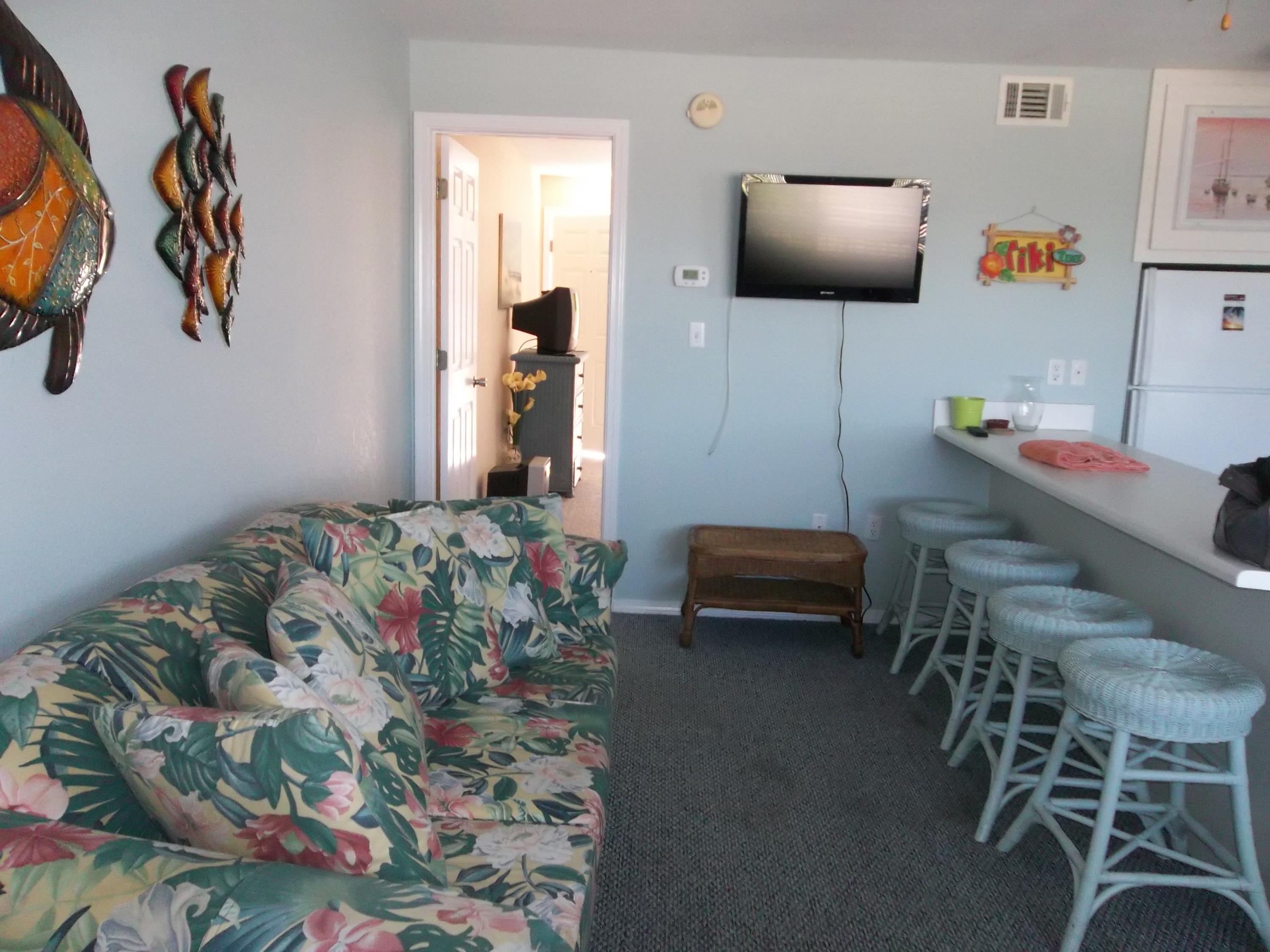 TROPICAL ISLE CONDO - Residential