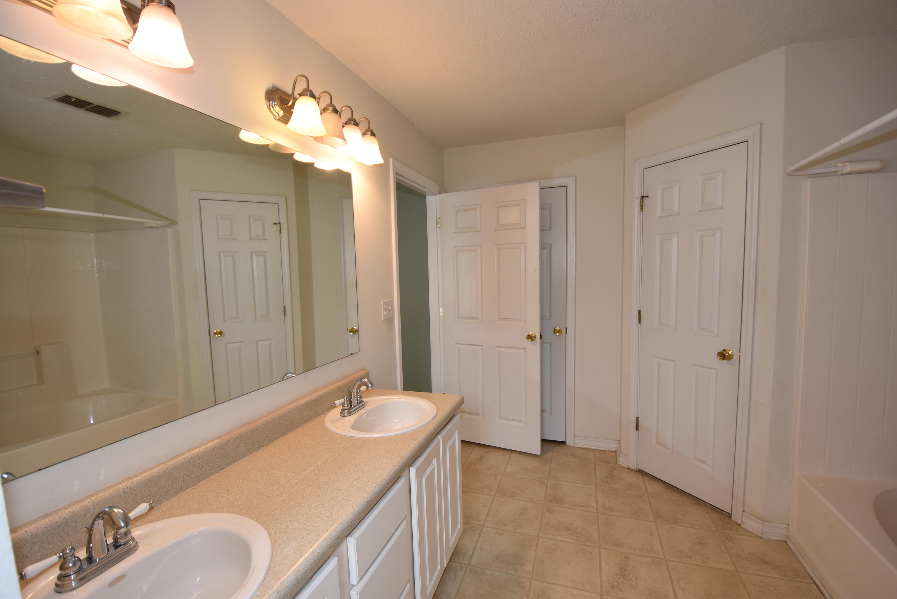 REDSTONE ESTATES - Residential