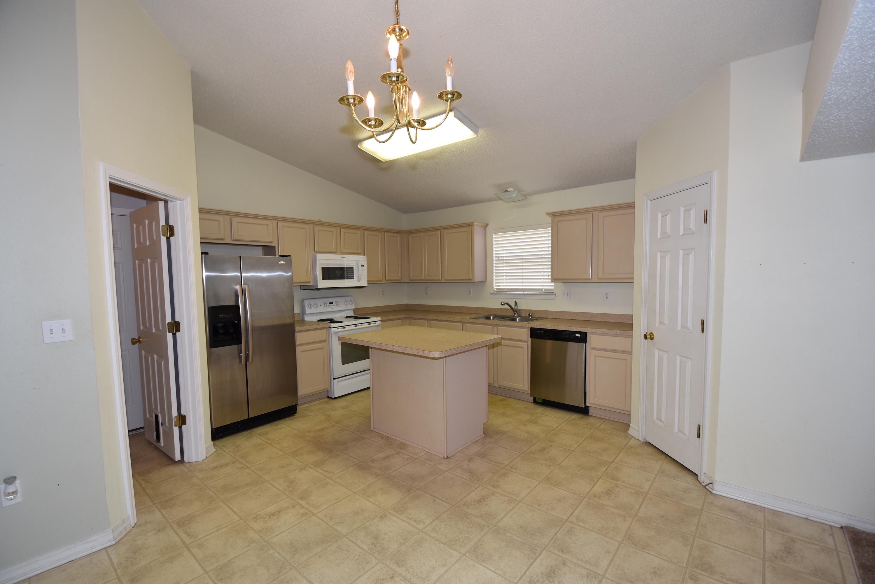 REDSTONE ESTATES - Residential