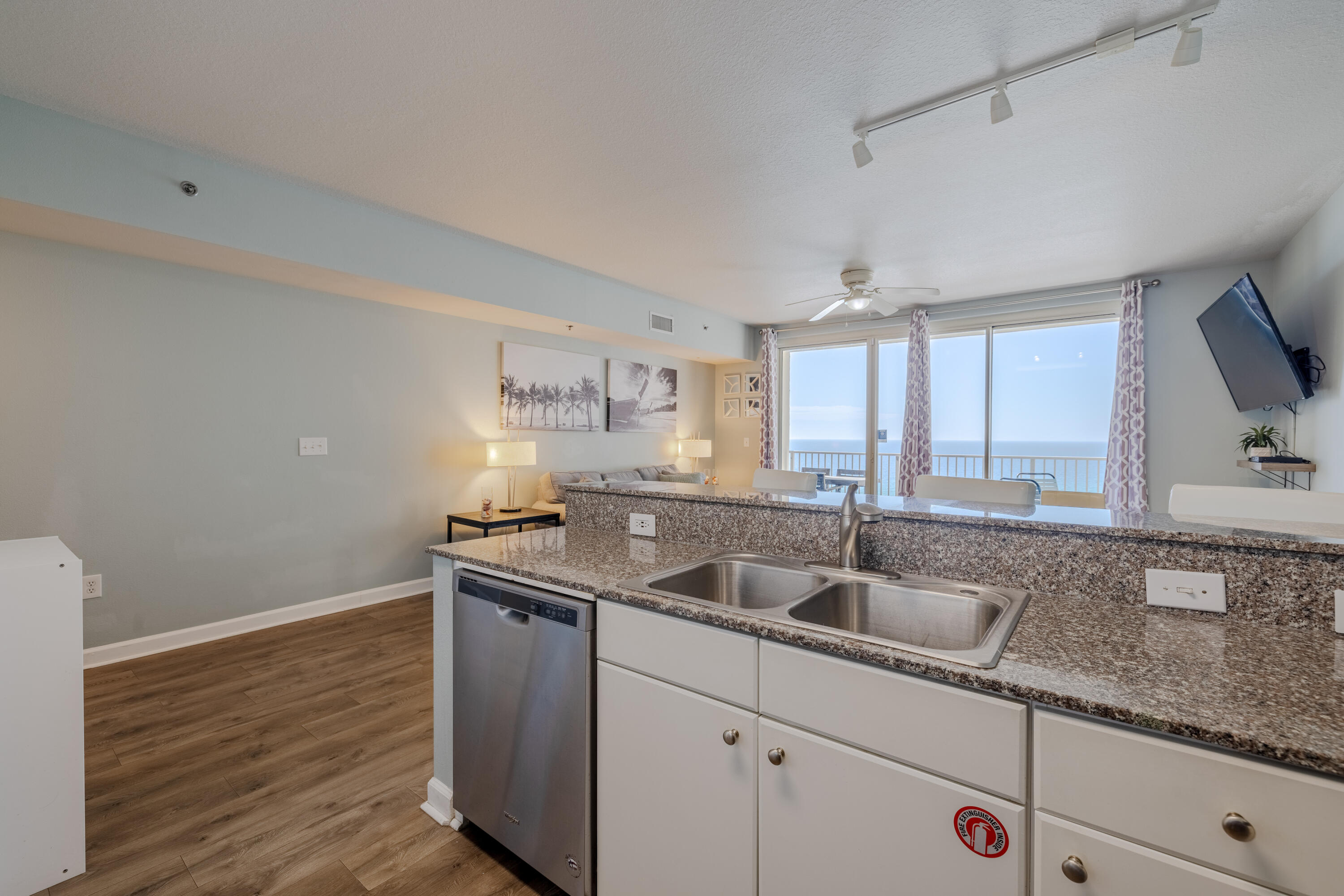 SHORES OF PANAMA Phase II - Residential
