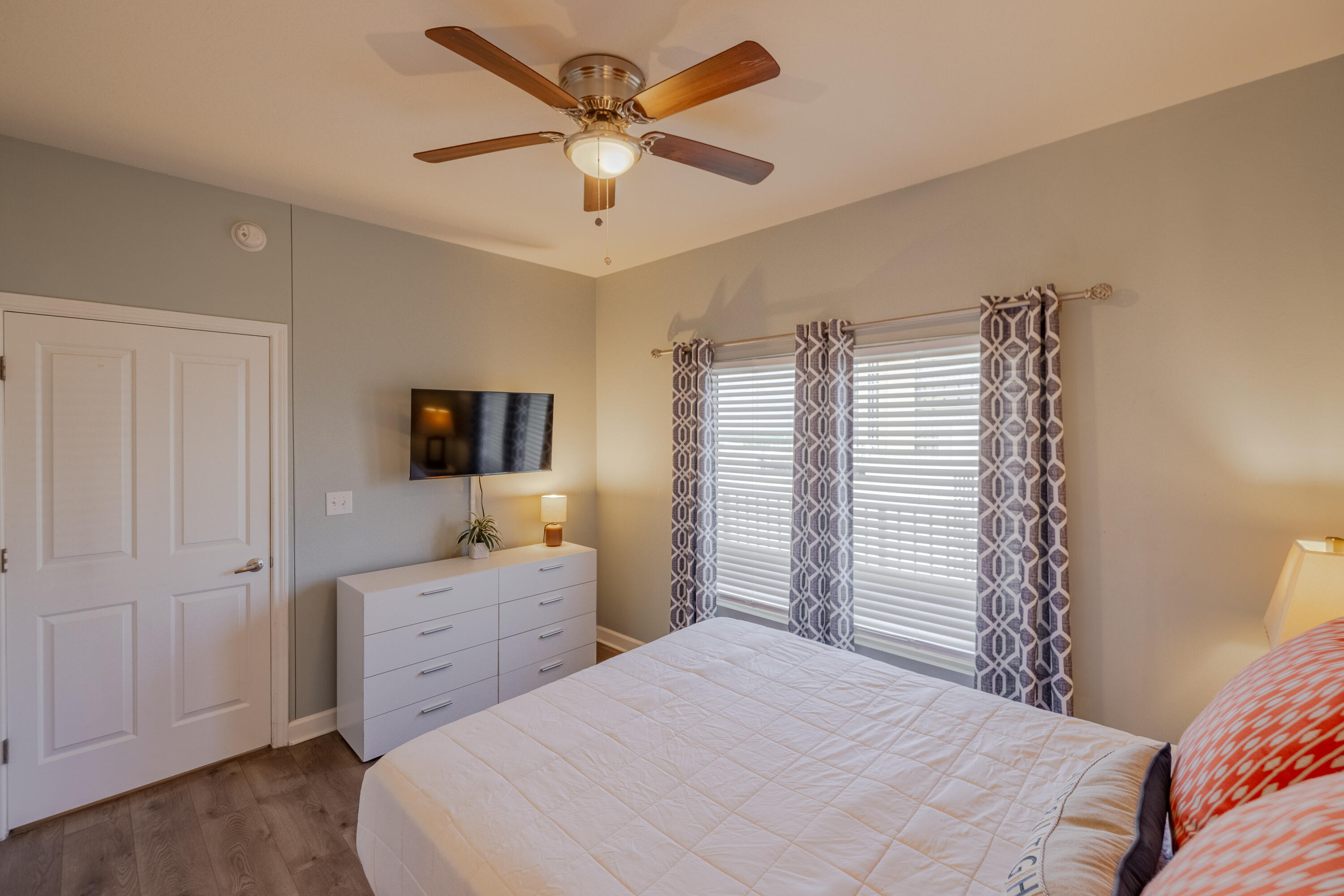 SHORES OF PANAMA Phase II - Residential