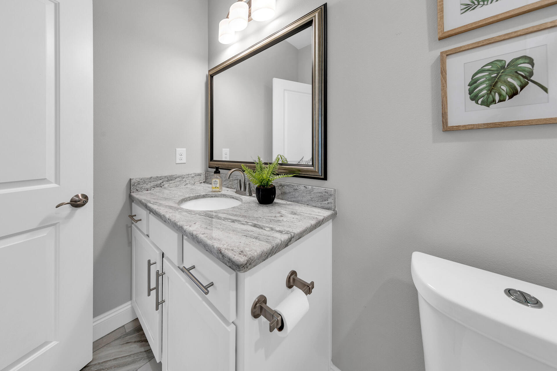 PINE CREST - Residential