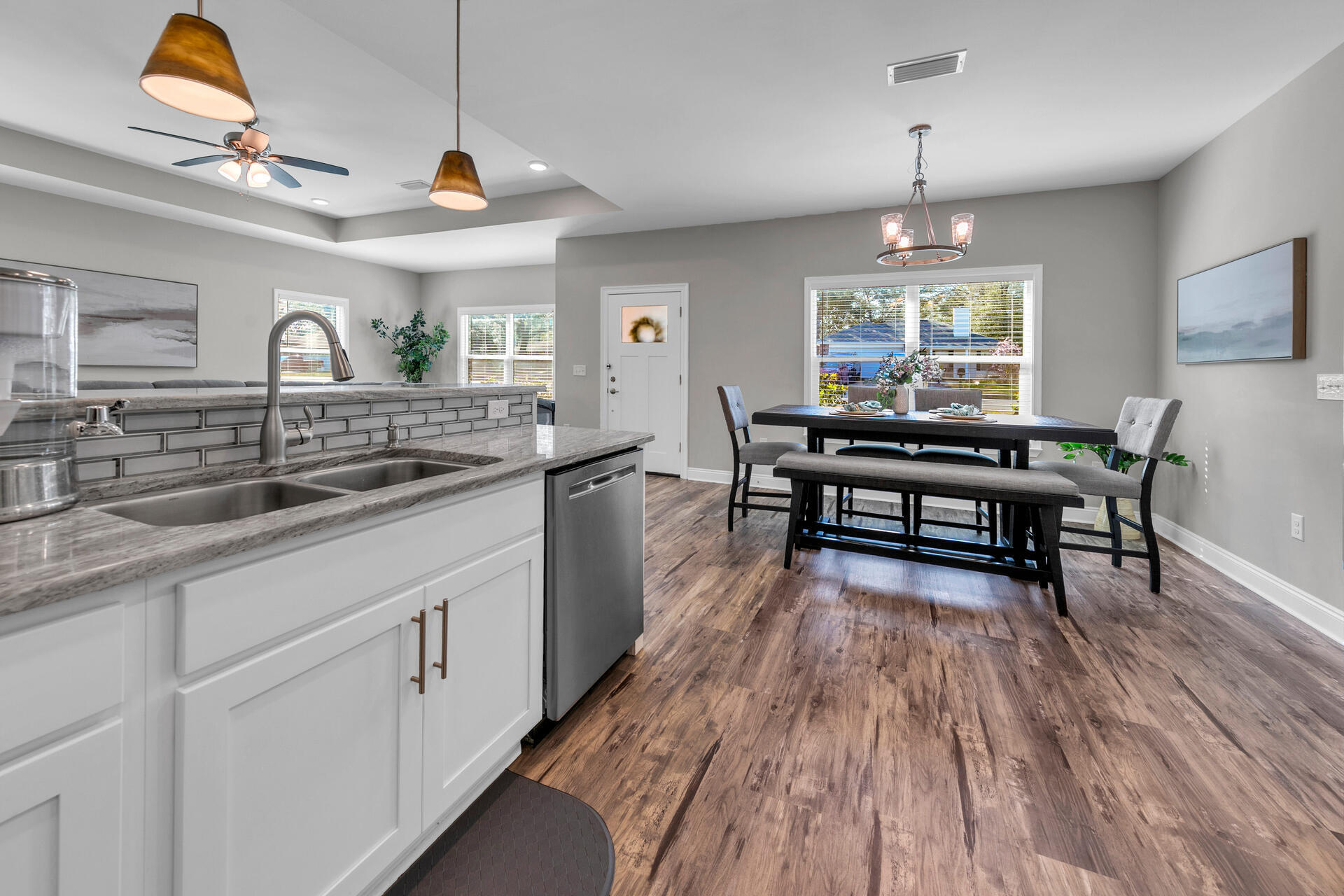 PINE CREST - Residential