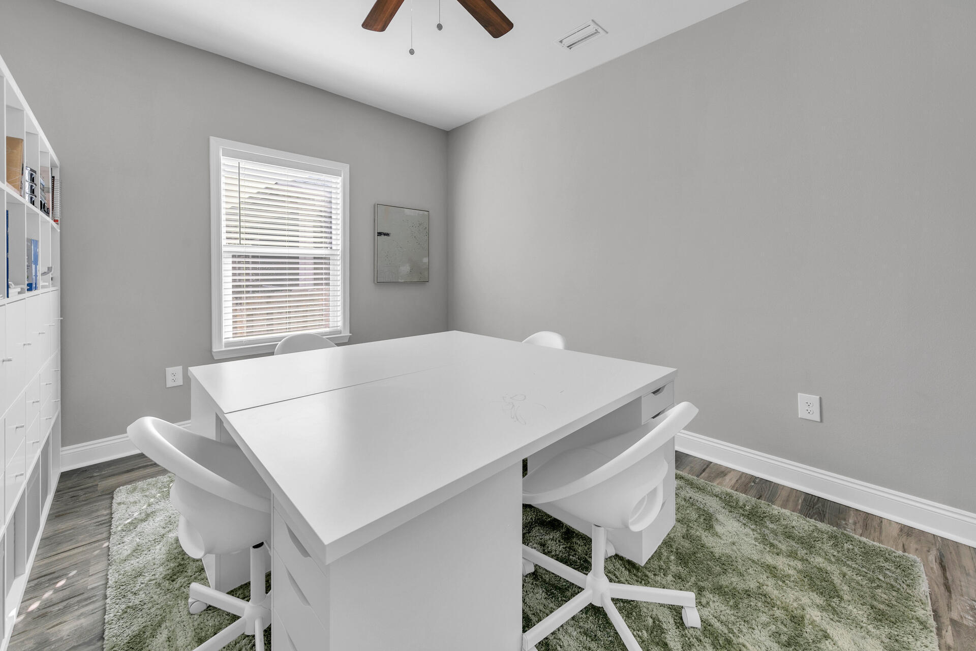 PINE CREST - Residential