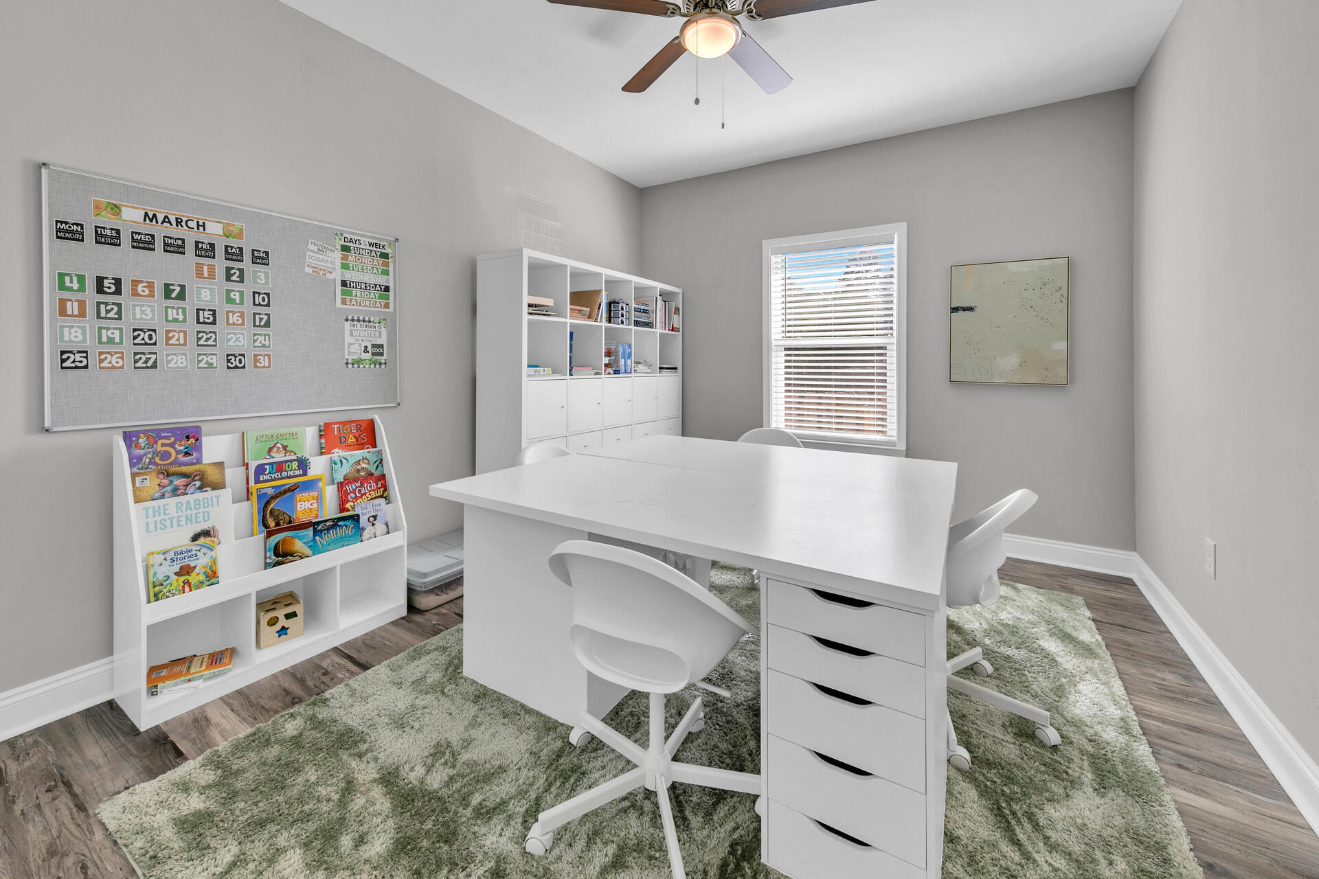 PINE CREST - Residential