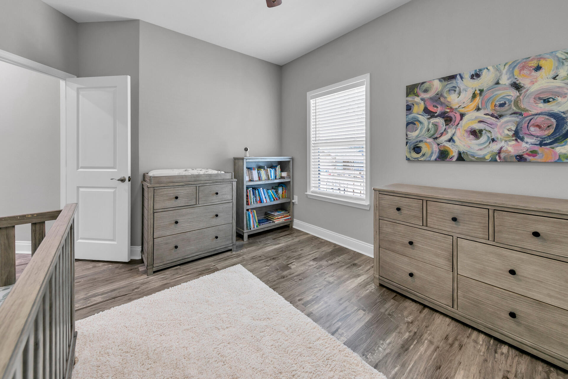 PINE CREST - Residential