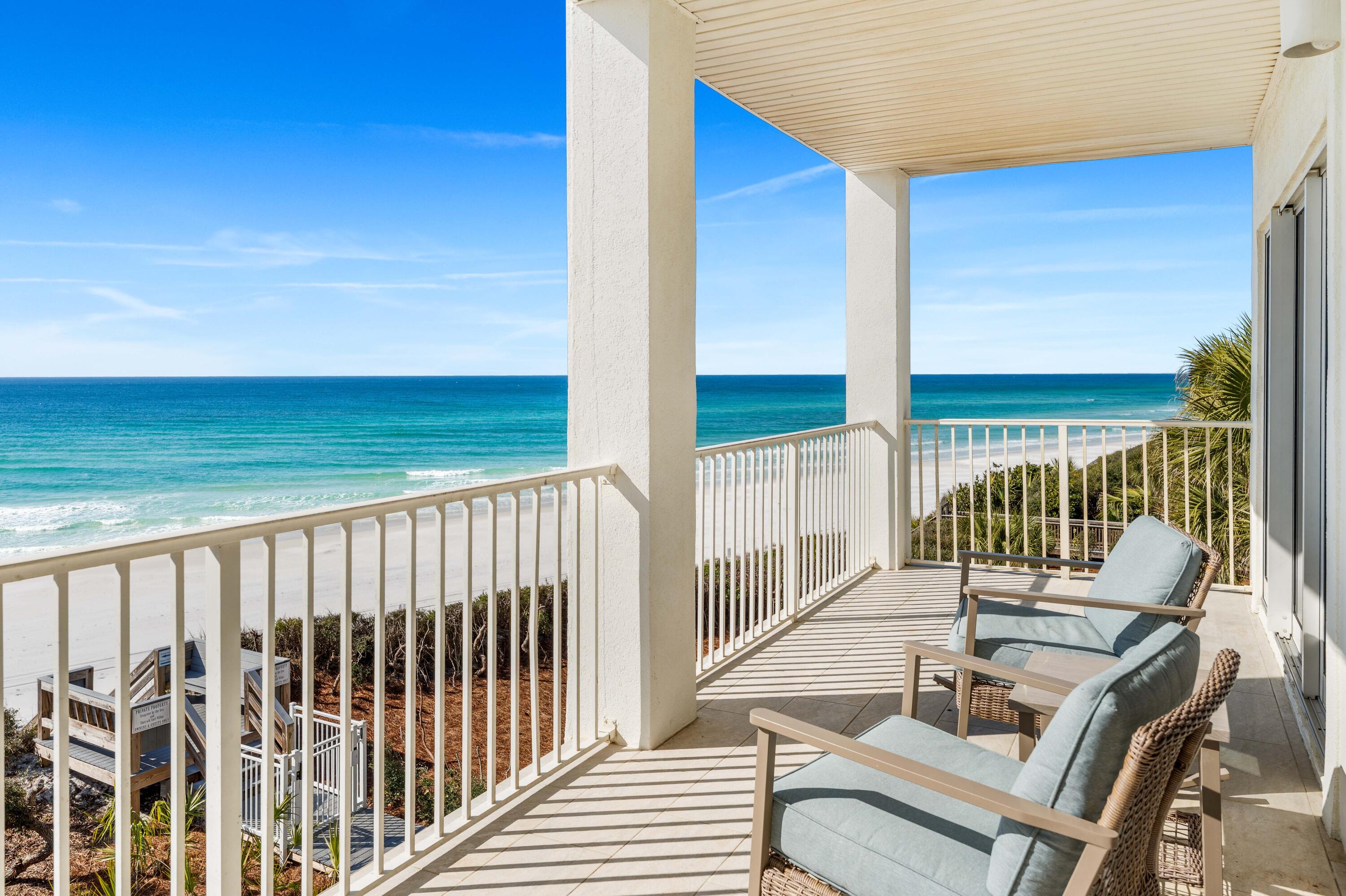 EMERALD SURF VILLAS - Residential