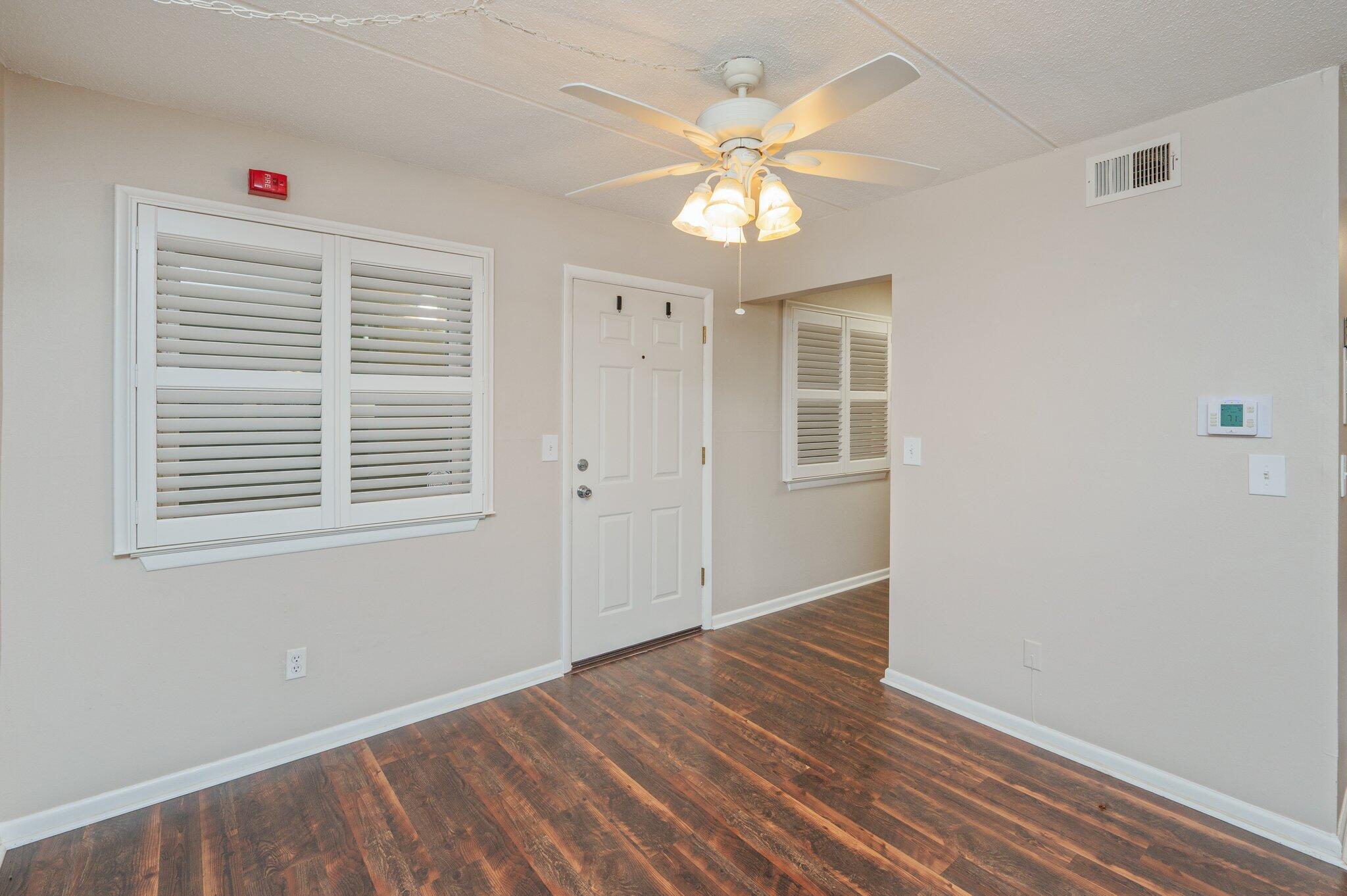 CEDARS CONDO - Residential