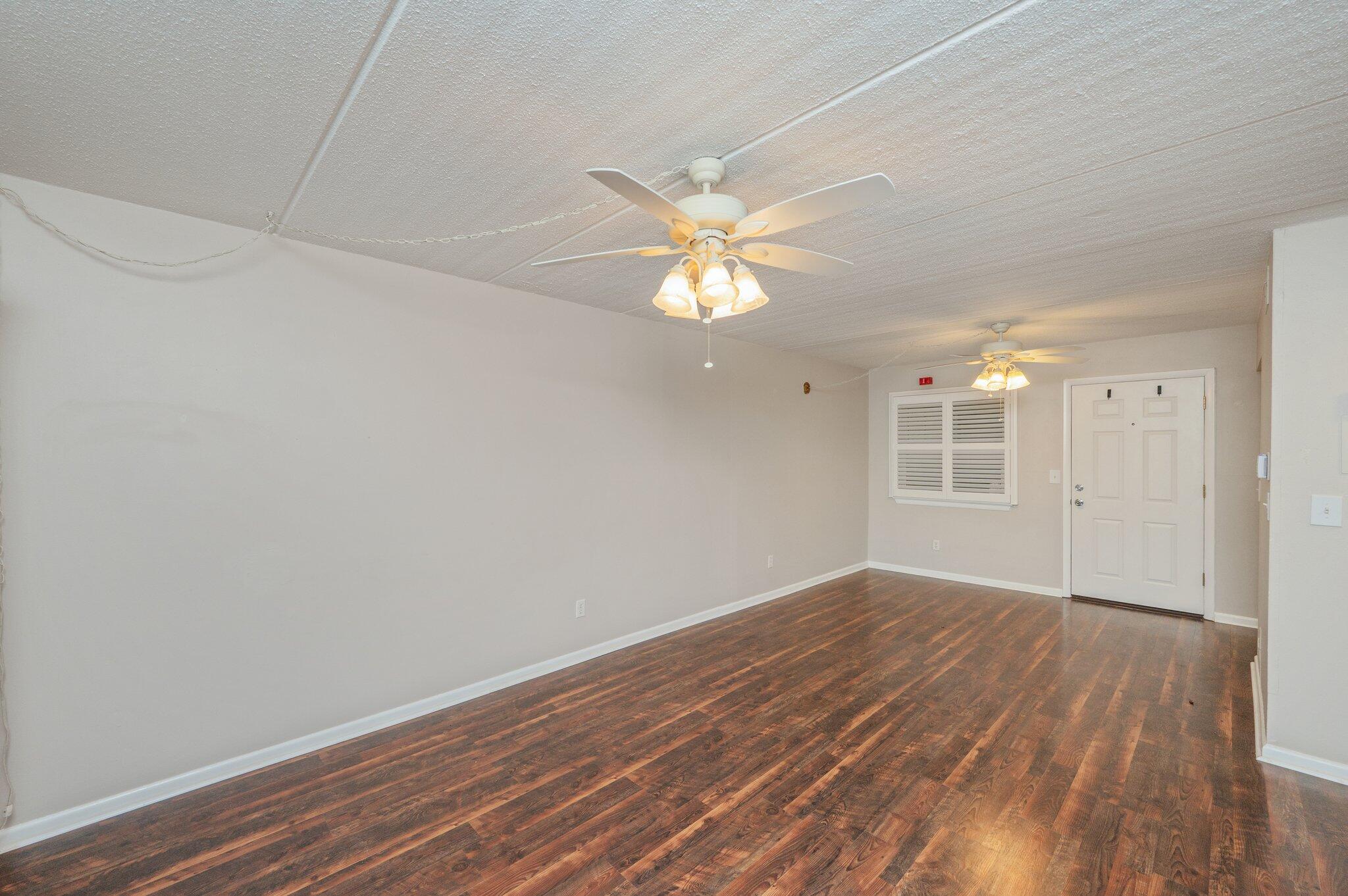 CEDARS CONDO - Residential