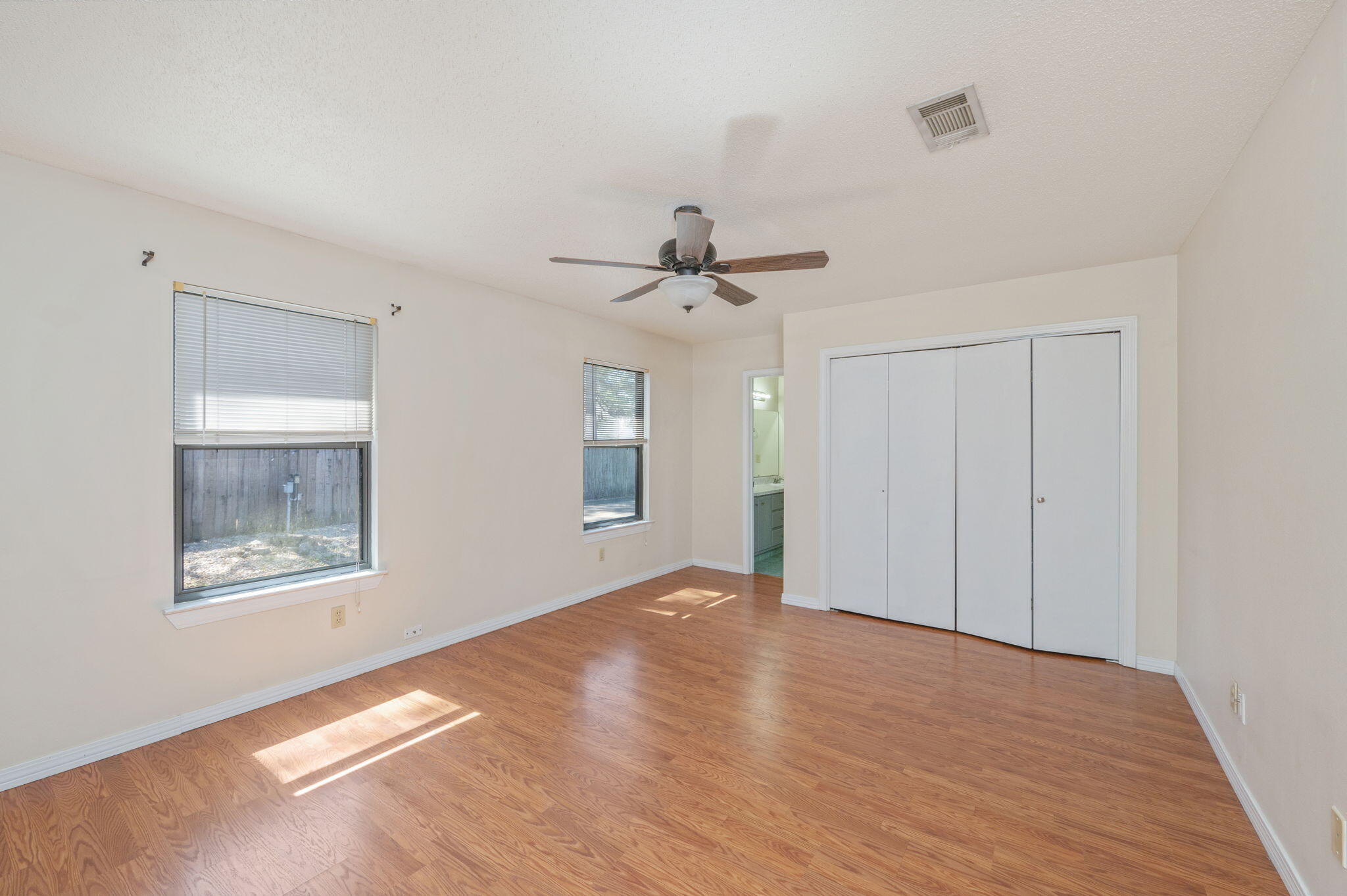 VILLAGE WEST - Residential