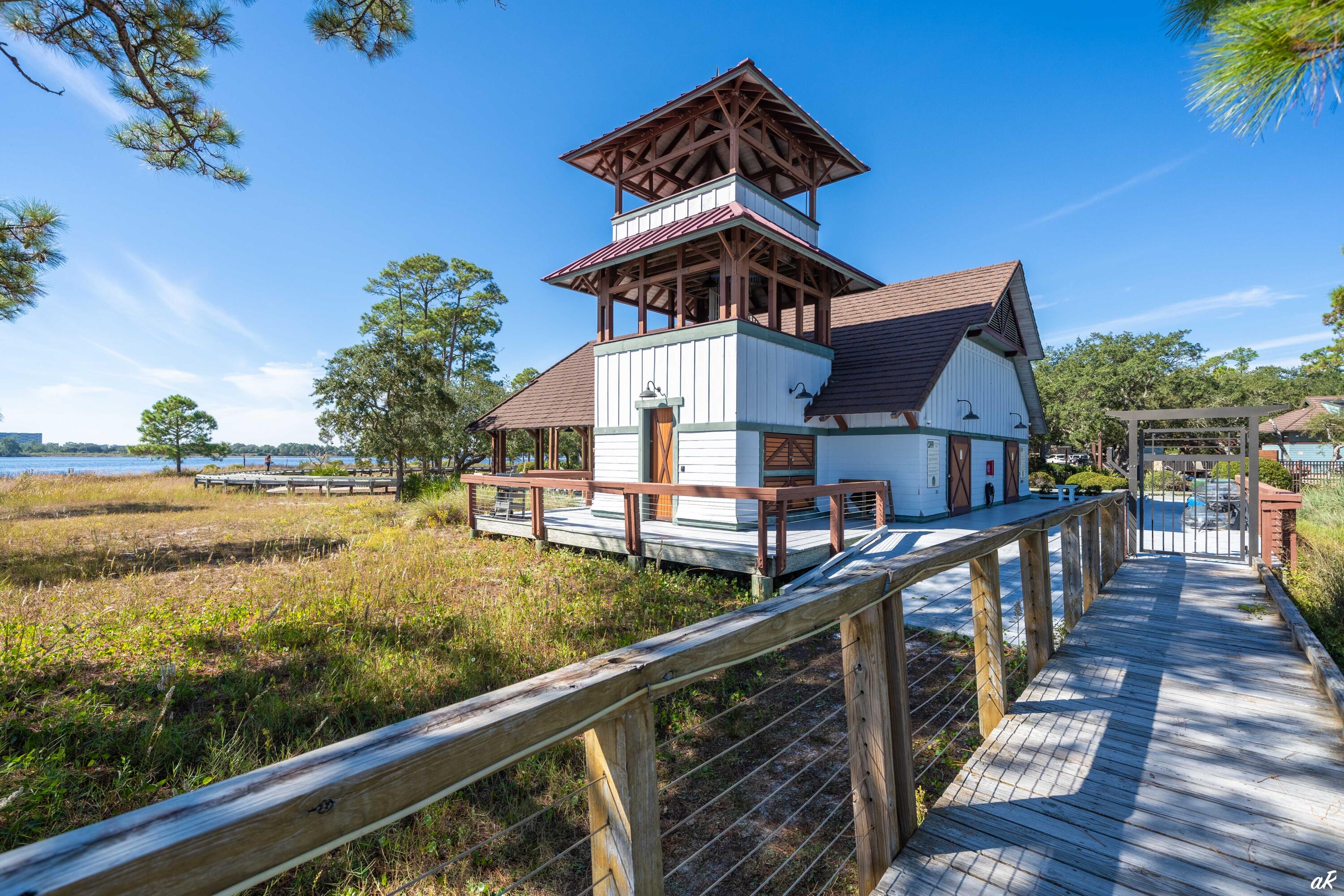 WILD HERON PHASE II - Land