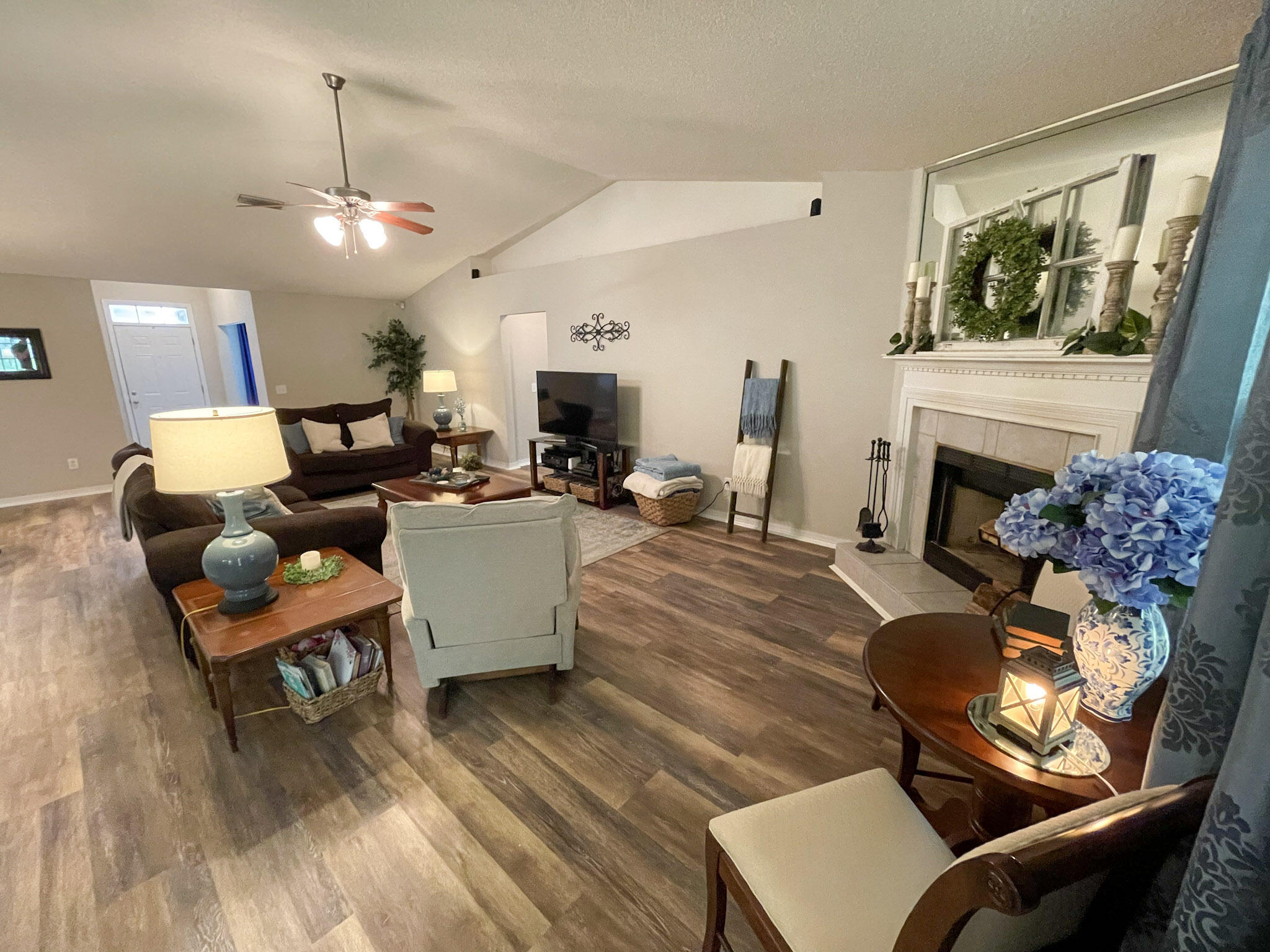 ROBIN'S RIDGE 1ST ADD - Residential