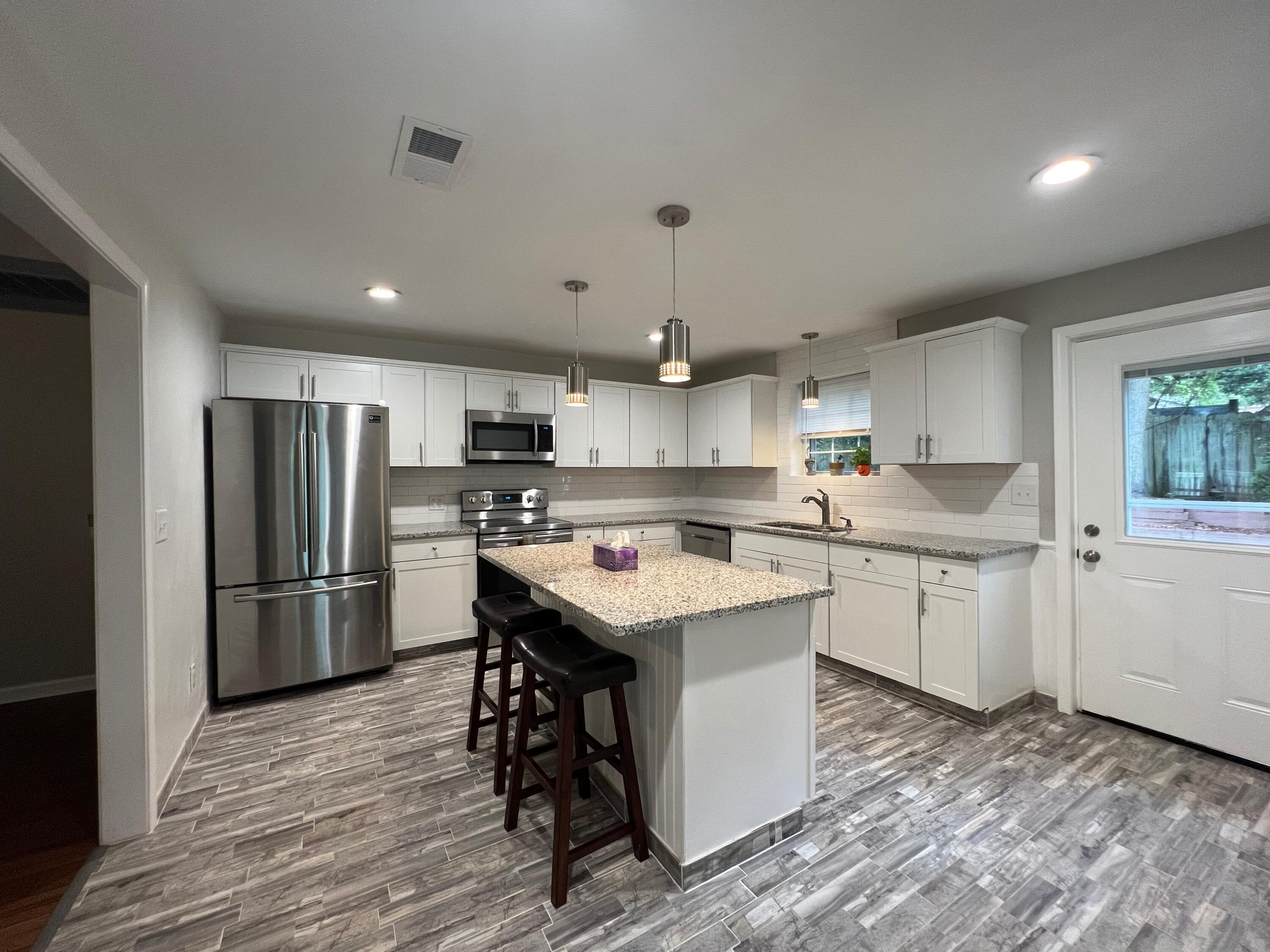 VILLA TASSO TOWN OF - Residential