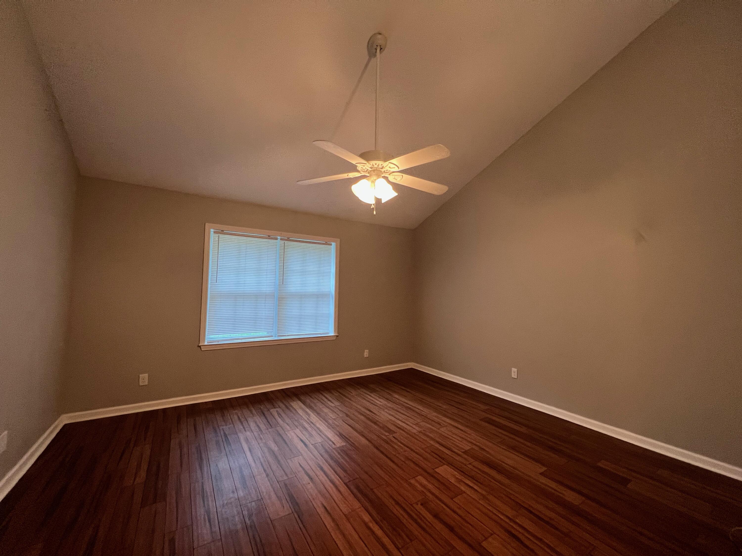 VILLA TASSO TOWN OF - Residential