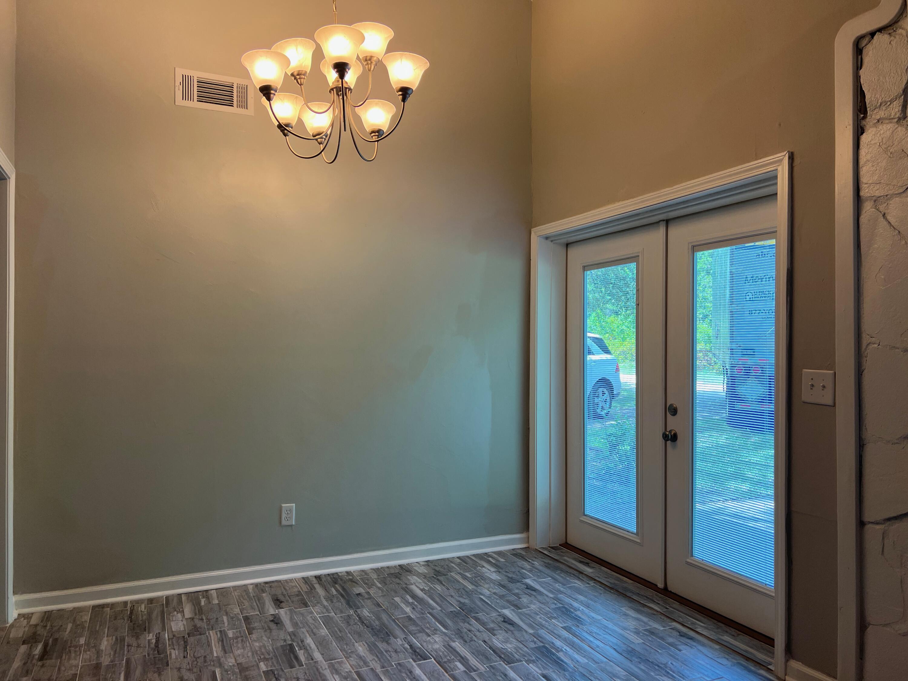 VILLA TASSO TOWN OF - Residential