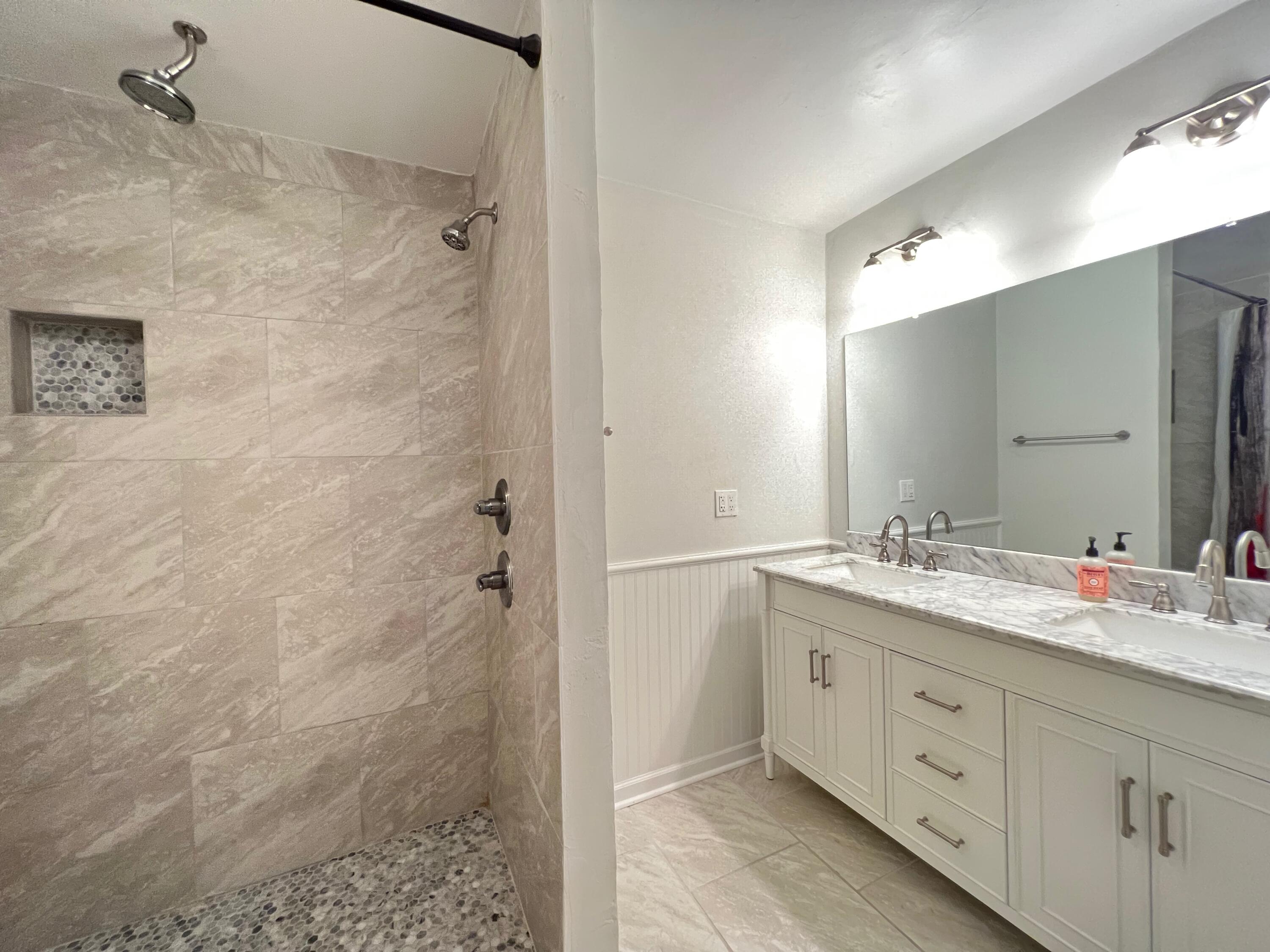 VILLA TASSO TOWN OF - Residential