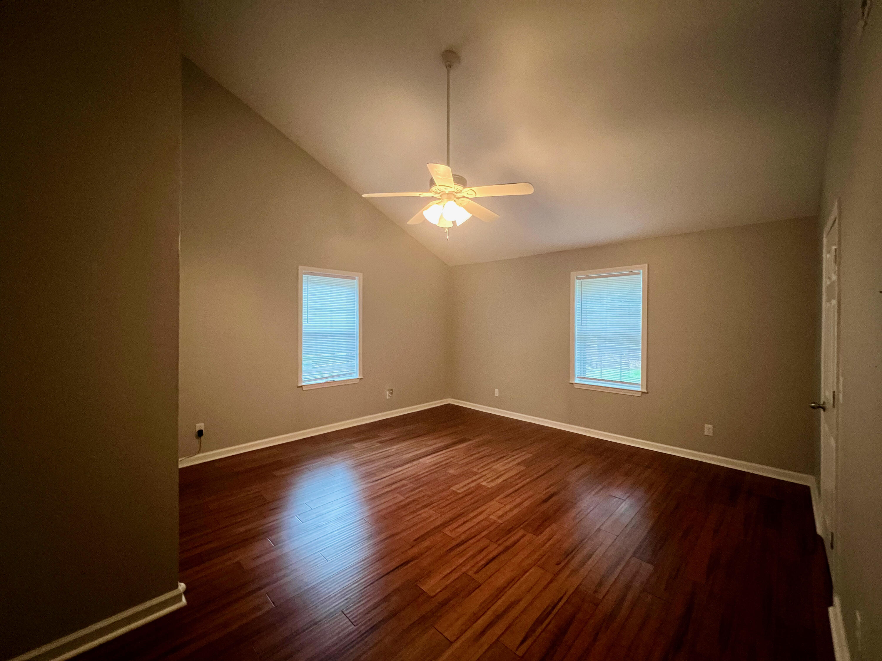 VILLA TASSO TOWN OF - Residential