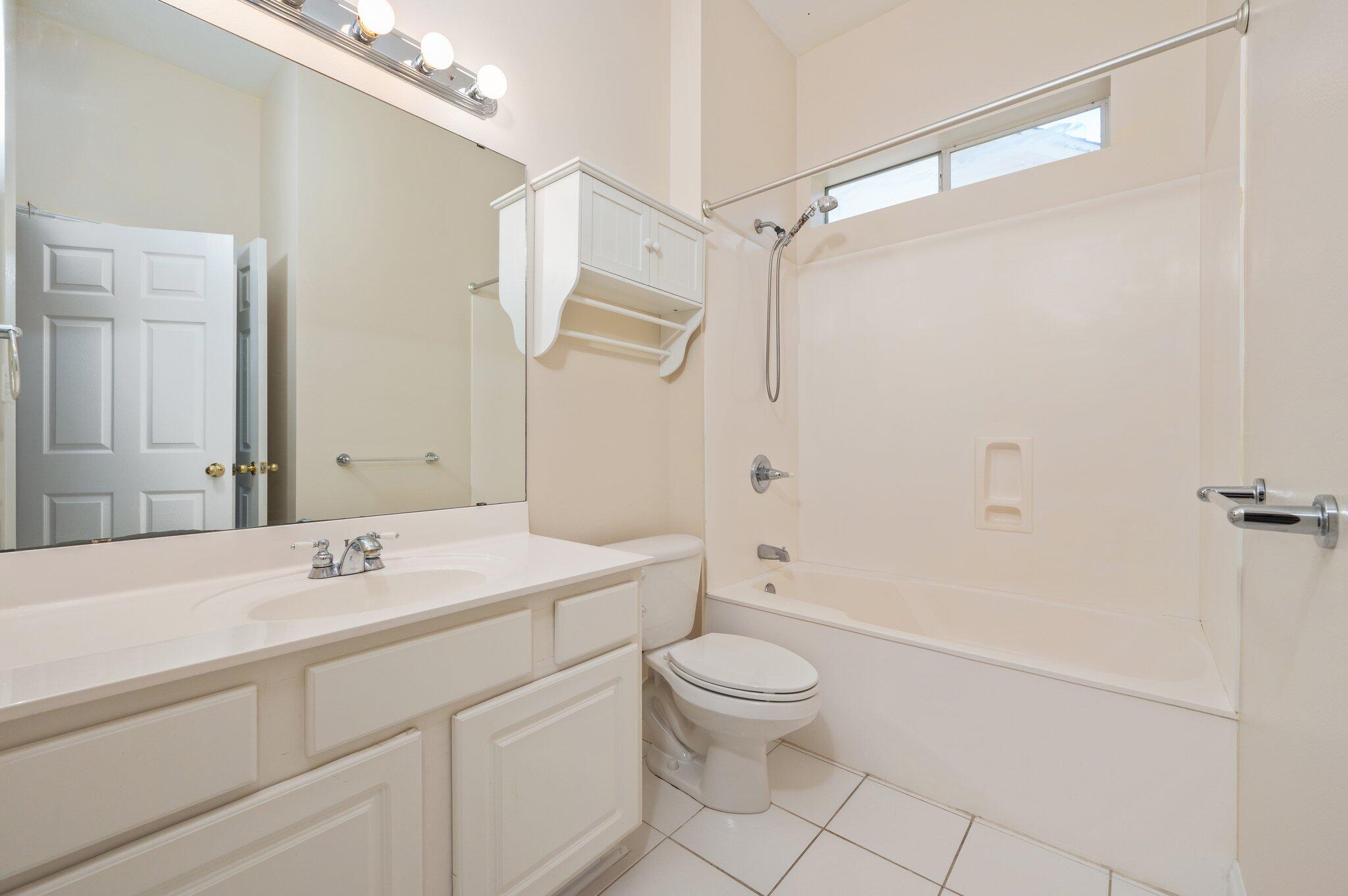 GLENWOOD CRT - Residential Lease