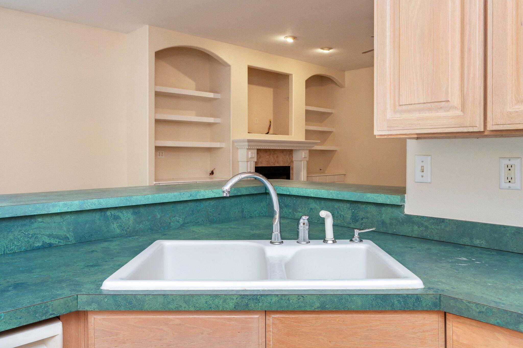 GLENWOOD CRT - Residential Lease