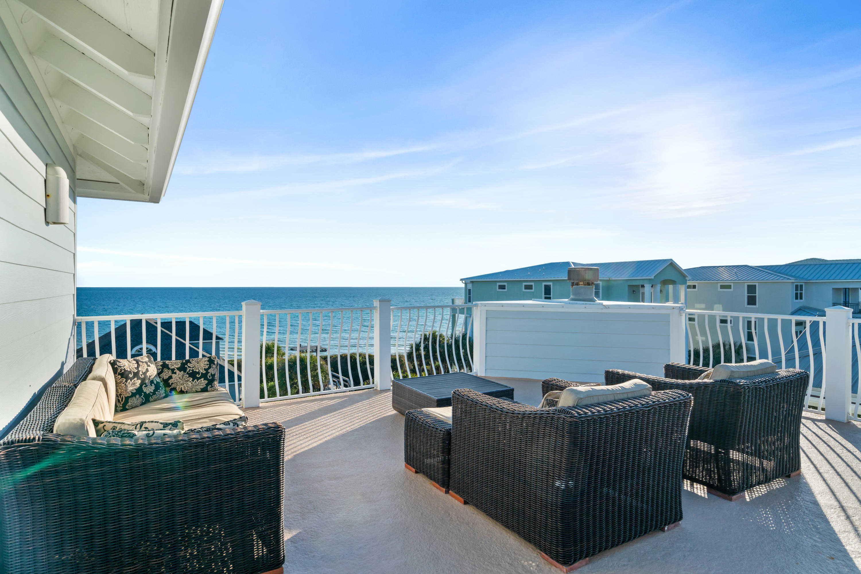 DANA BEACH PH 1 - Residential