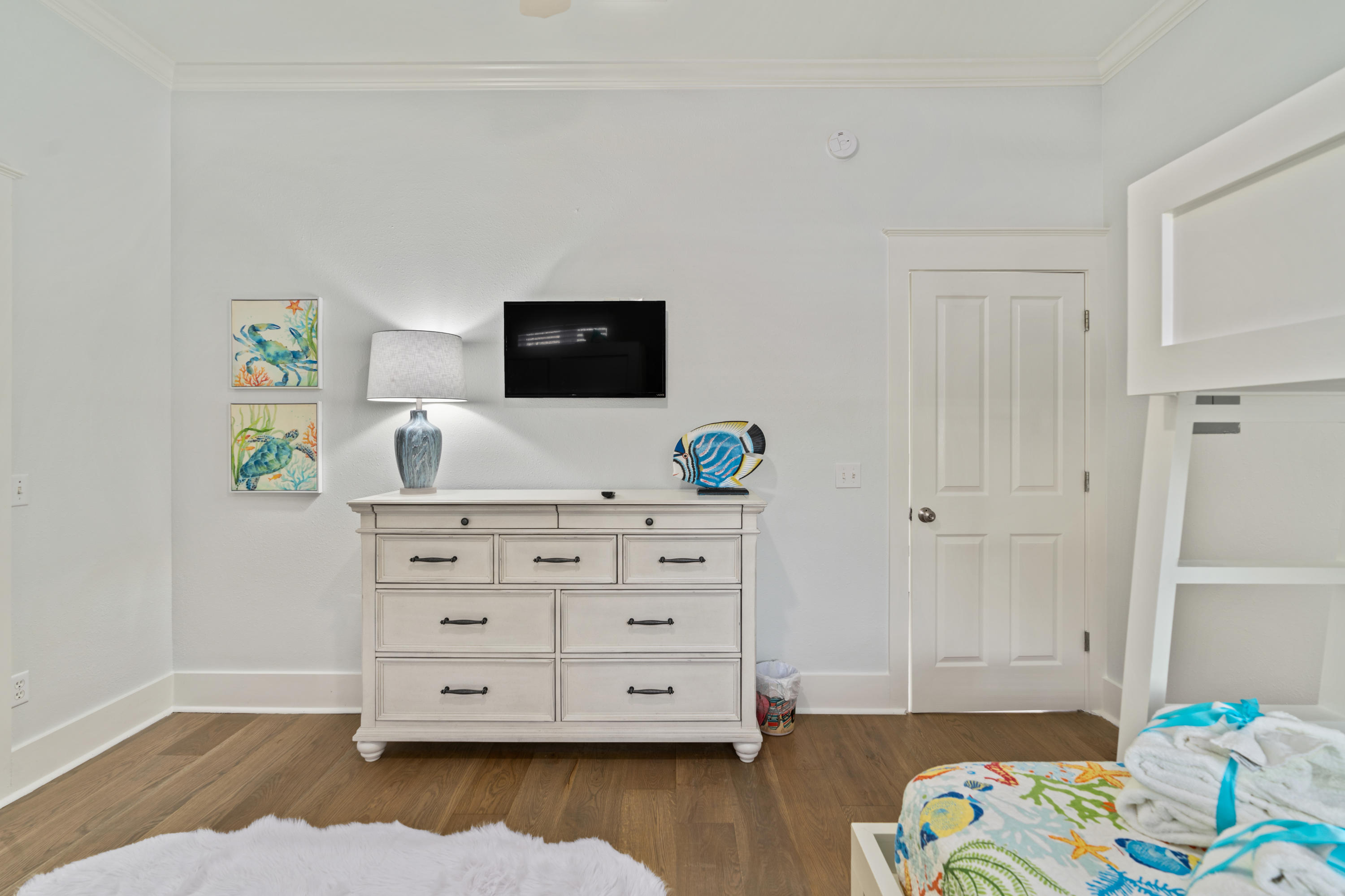 DANA BEACH PH 1 - Residential