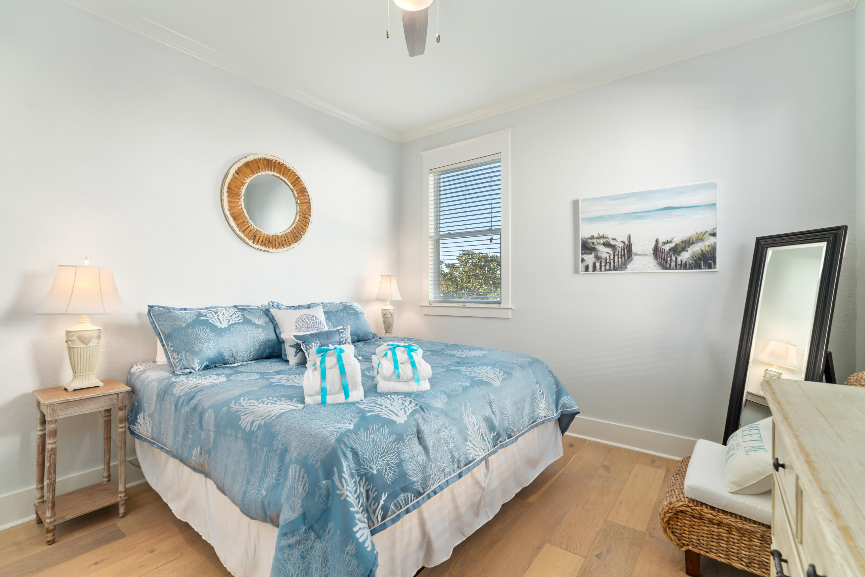 DANA BEACH PH 1 - Residential