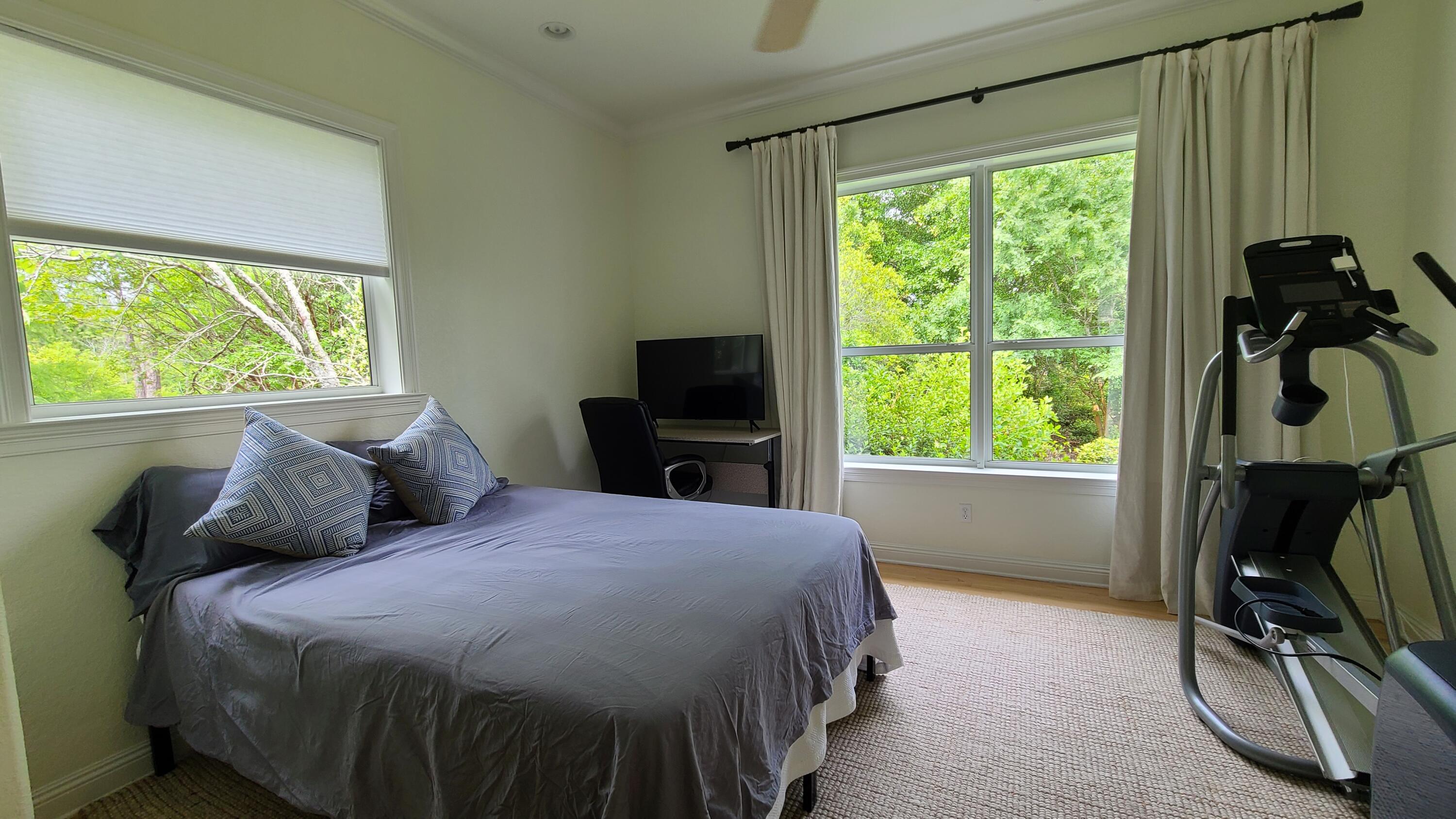 MAGNOLIA BEACH - Residential