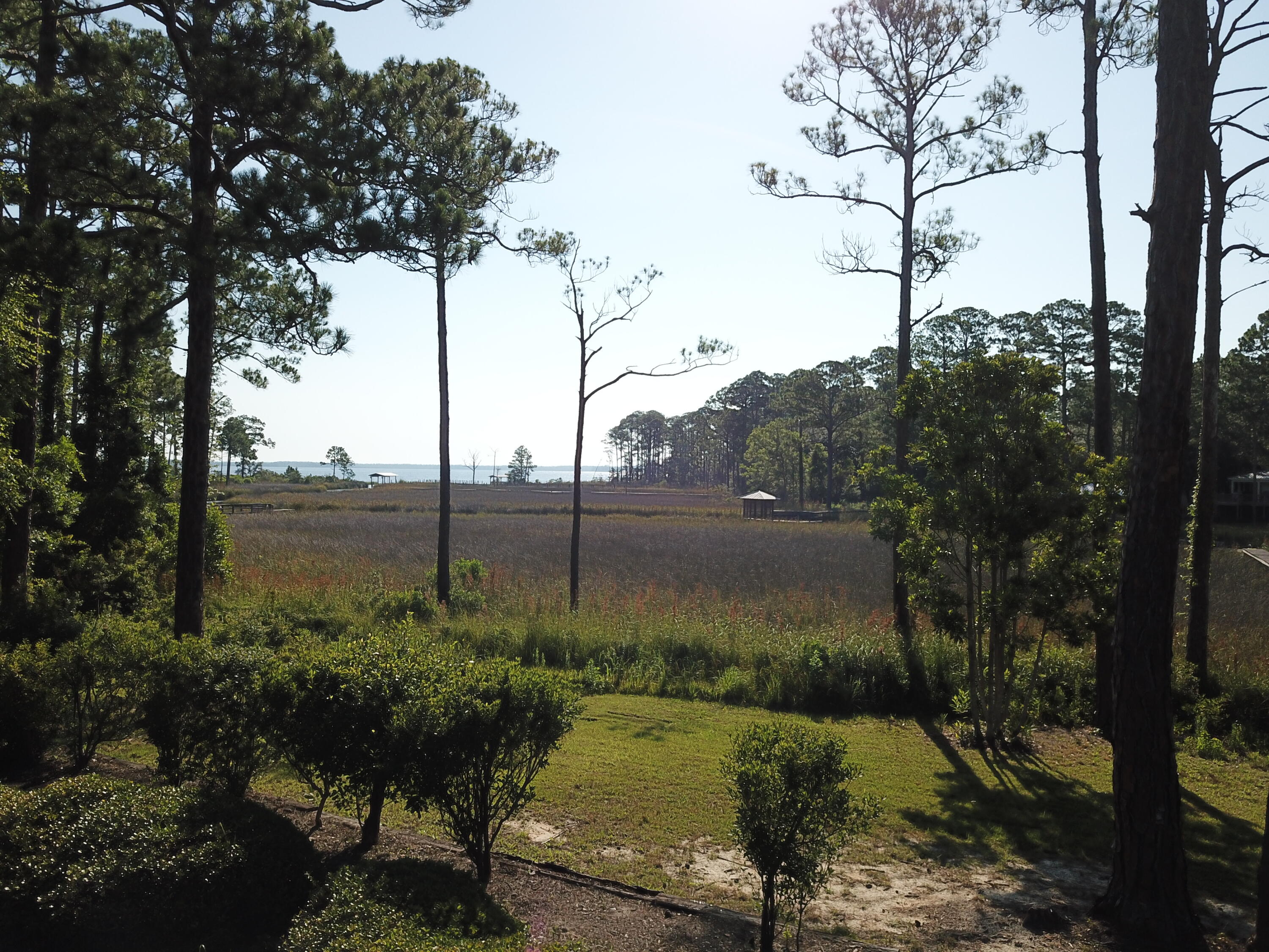 MAGNOLIA BEACH - Residential