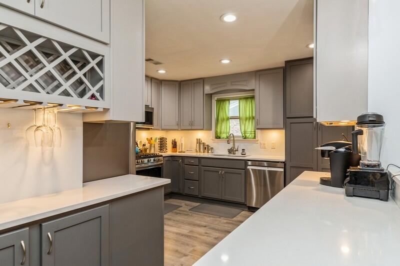 PINEWOOD ESTATES - Residential