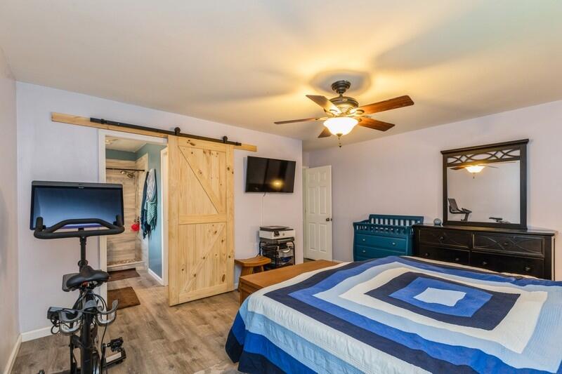 PINEWOOD ESTATES - Residential