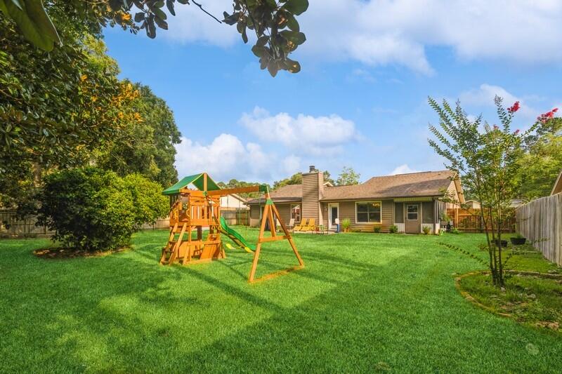 PINEWOOD ESTATES - Residential