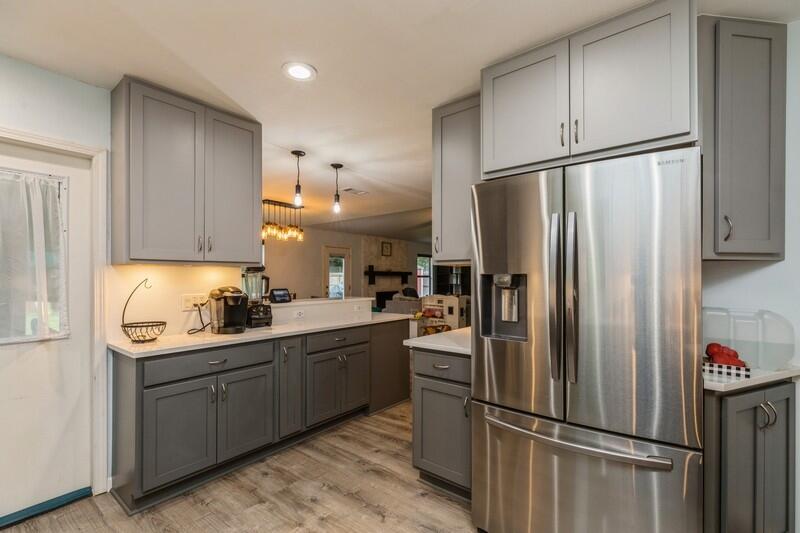 PINEWOOD ESTATES - Residential