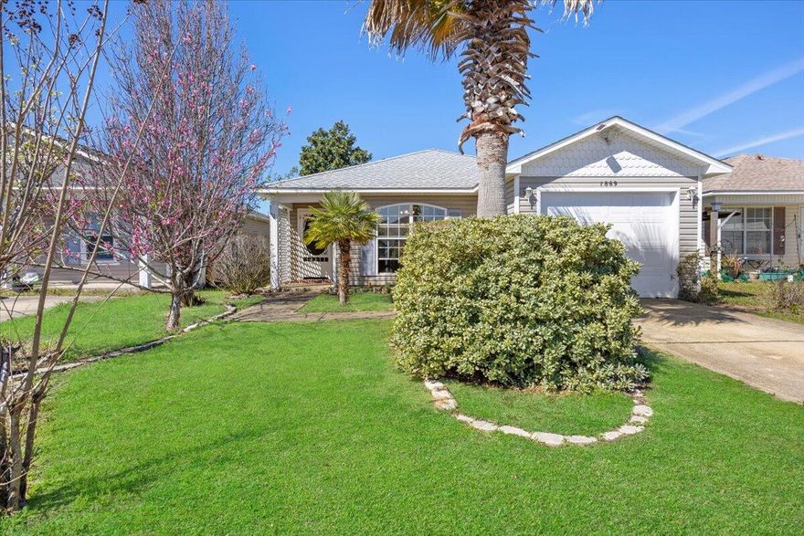 Must See!  Great starter home, vacation home or investment property!  Open concept, 3 Bedrooms, 2 bathrooms, covered back porch, solar to be paid off at close, new water heater to be installed prior to closing. Roof replaced in 2019. Centrally located, minutes from shopping and restaurants. About 10 minutes to the beach.  Short term rental is allowed as well. Some photos are virtually staged