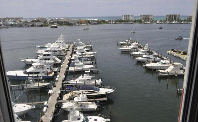 DESTIN YACHT CLUB - Residential