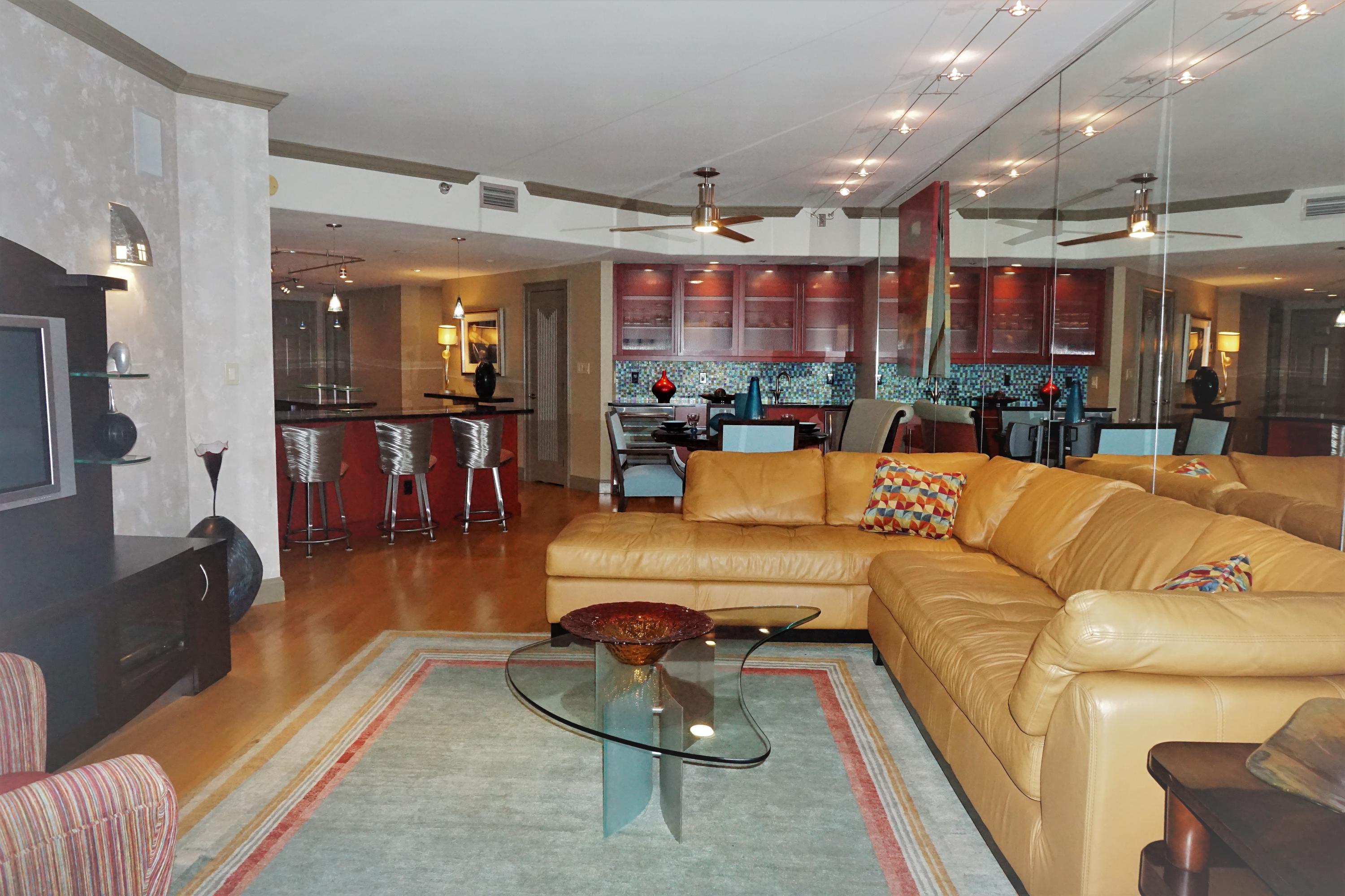 DESTIN YACHT CLUB - Residential