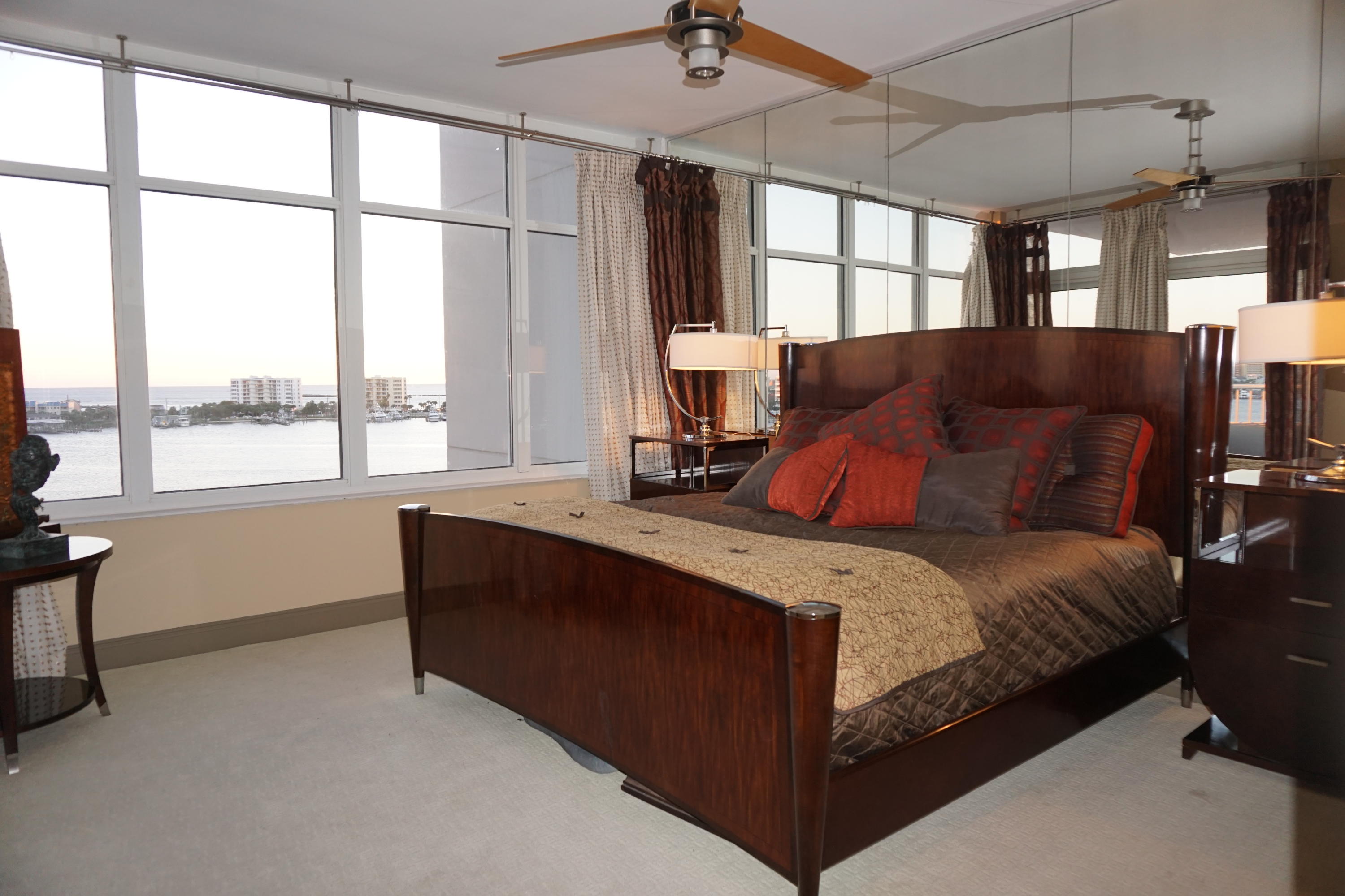 DESTIN YACHT CLUB - Residential