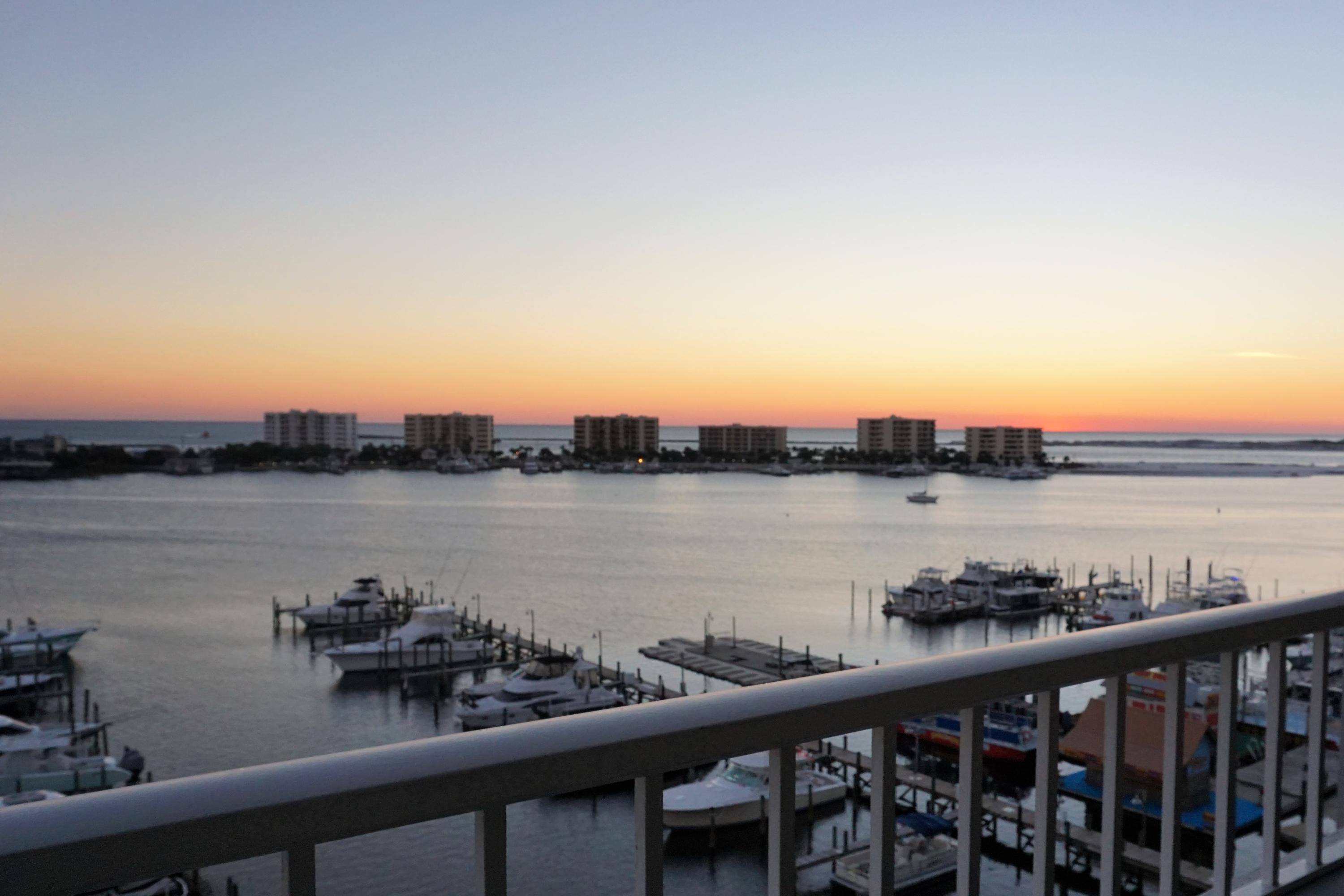 DESTIN YACHT CLUB - Residential