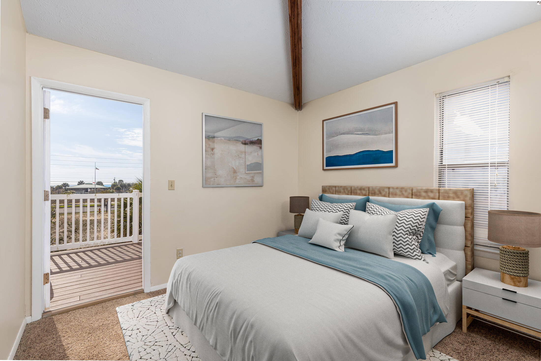 HOLIDAY BEACH - Residential