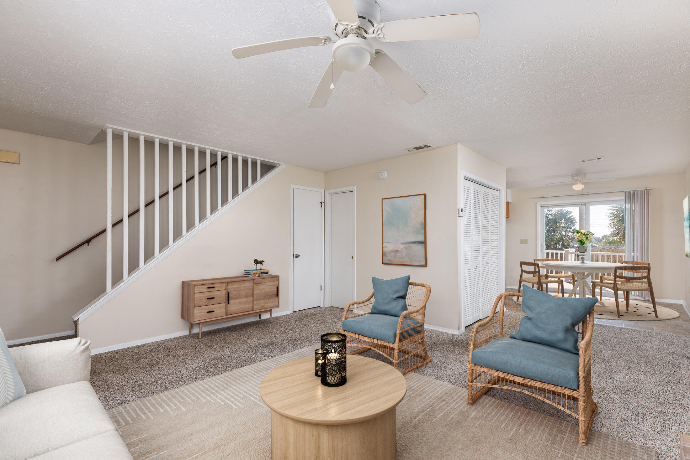 HOLIDAY BEACH - Residential