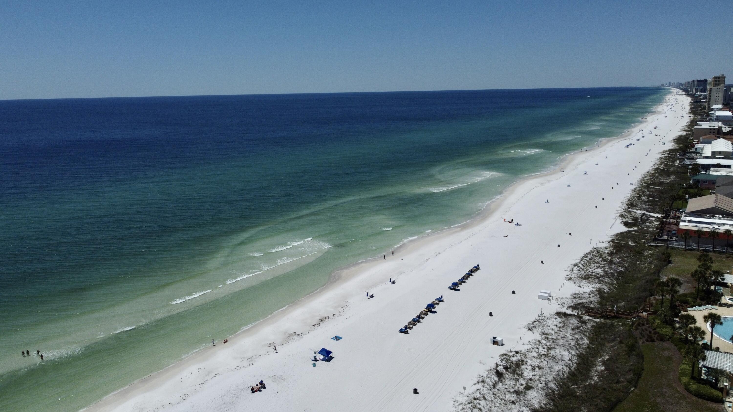 HOLIDAY BEACH - Residential