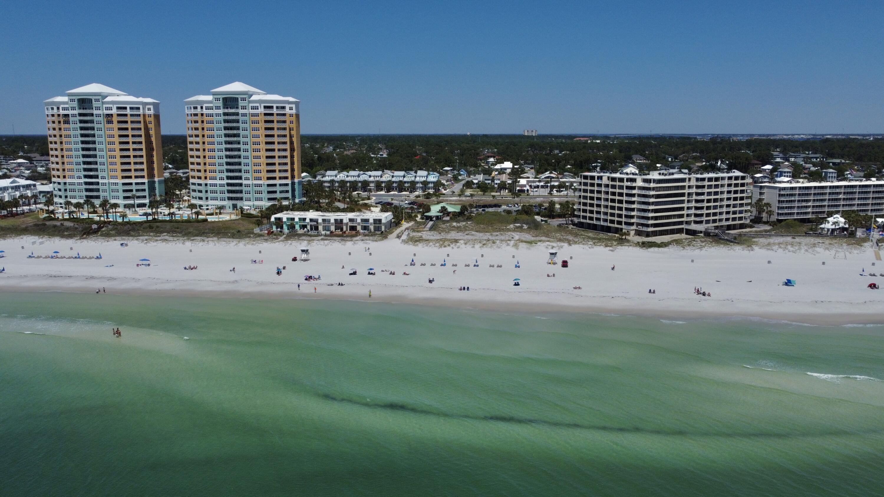 HOLIDAY BEACH - Residential