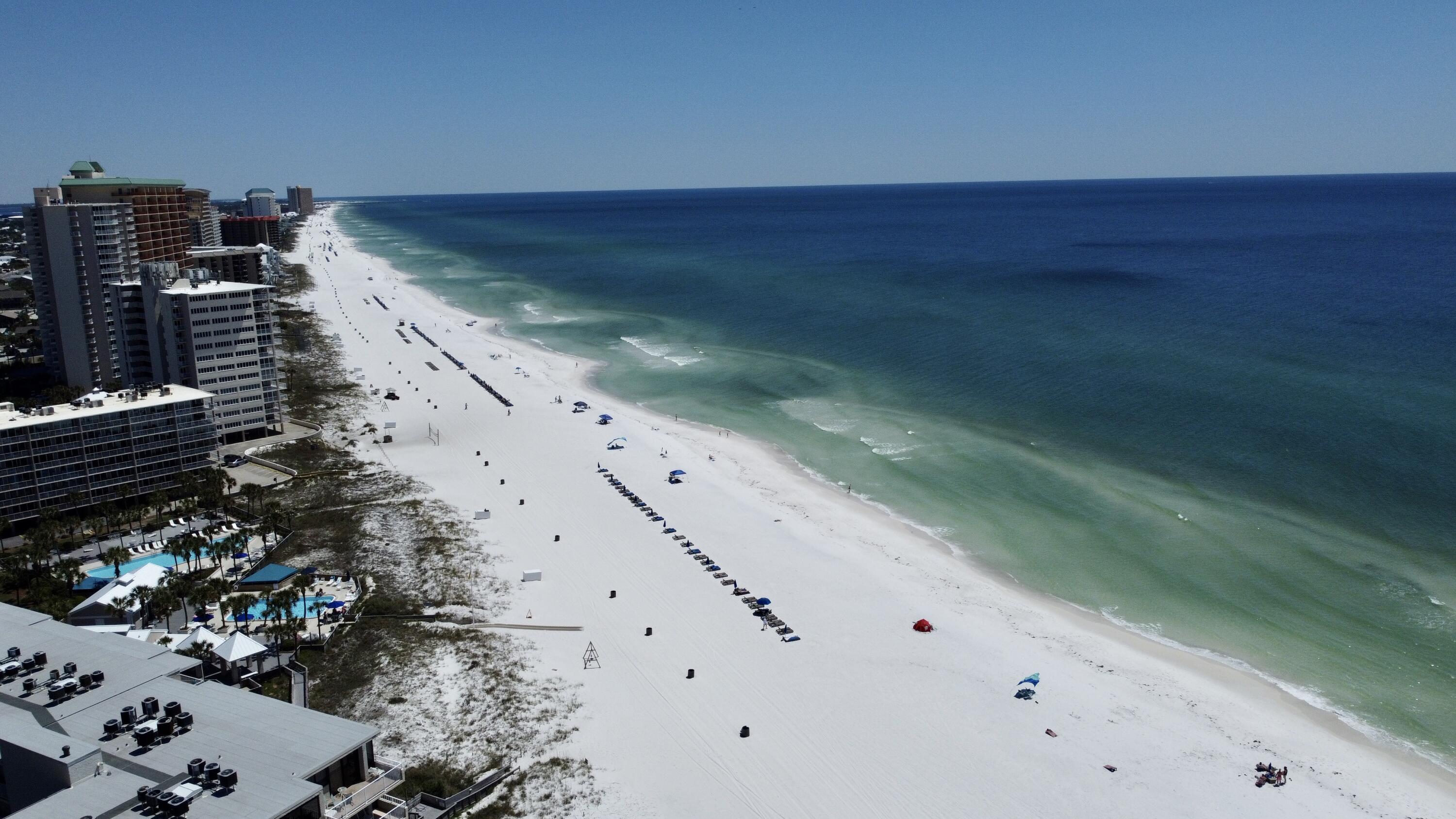 HOLIDAY BEACH - Residential