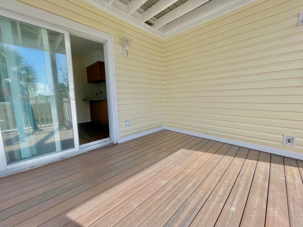 HOLIDAY BEACH - Residential