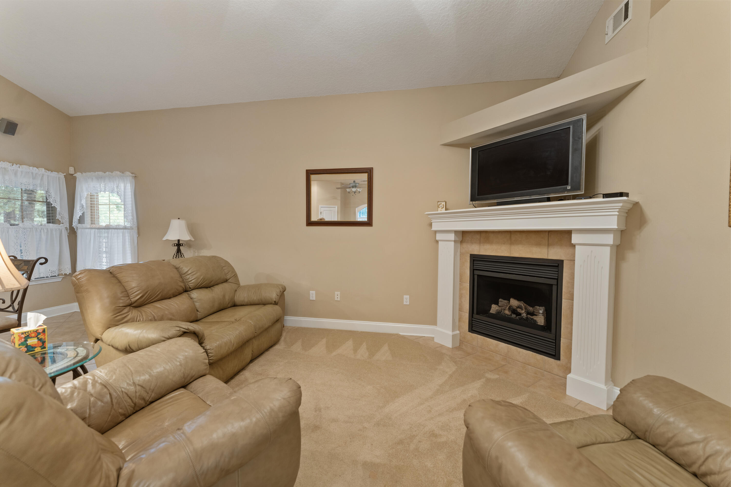 SILVER OAKS PH 1 - Residential