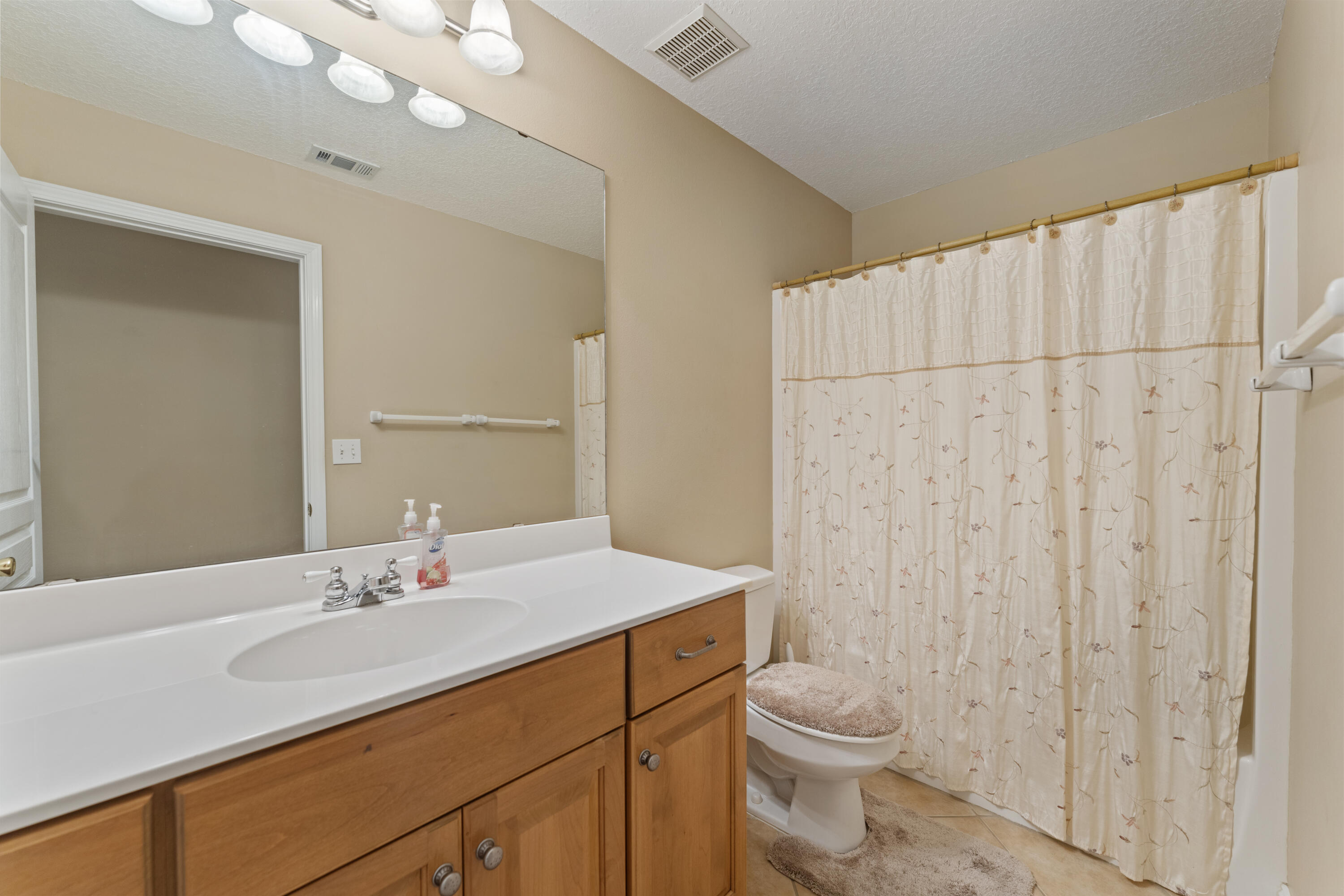 SILVER OAKS PH 1 - Residential